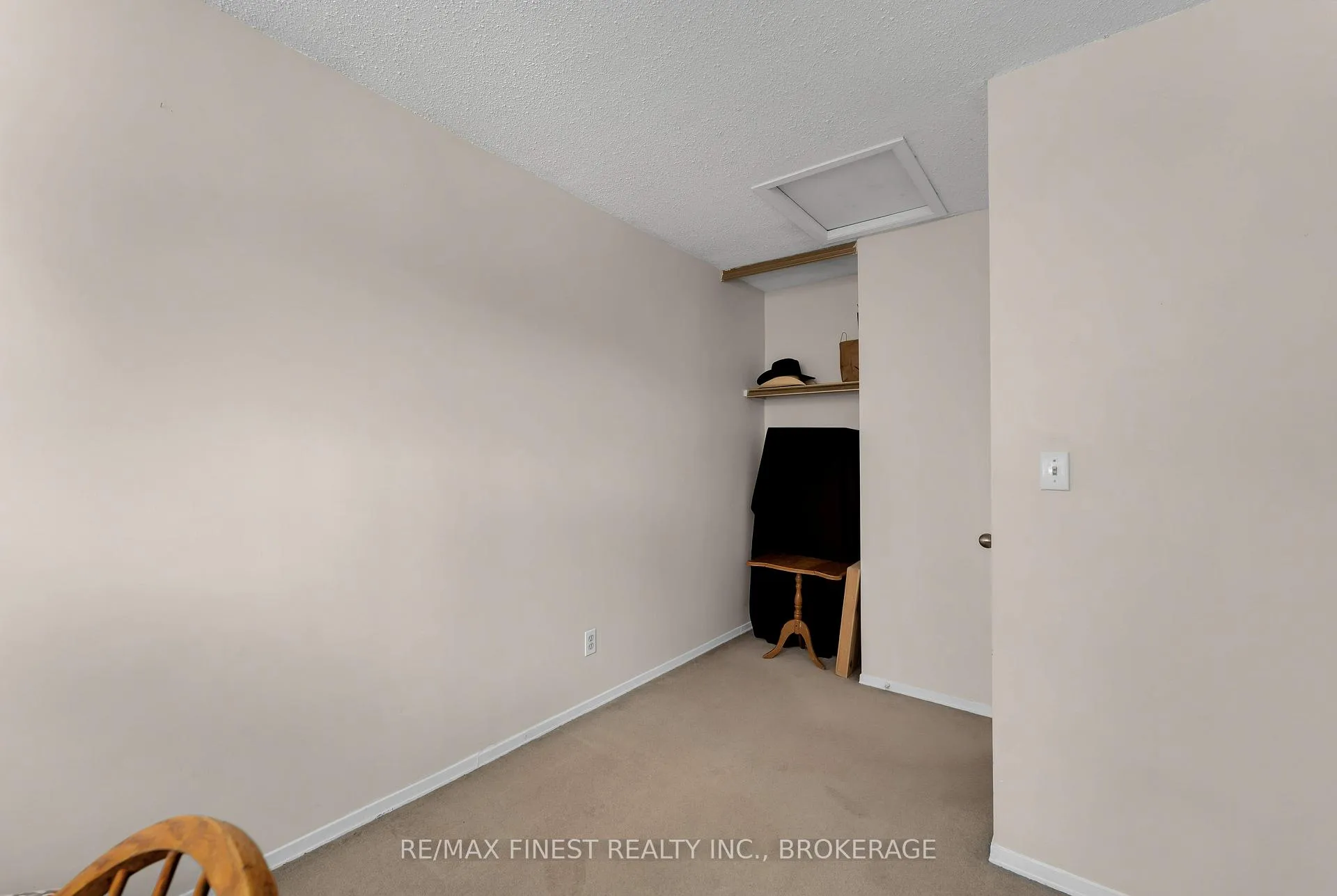 Photo 23 of 869 Larchwood Crescent, Kingston, City Northwest — HOMEH