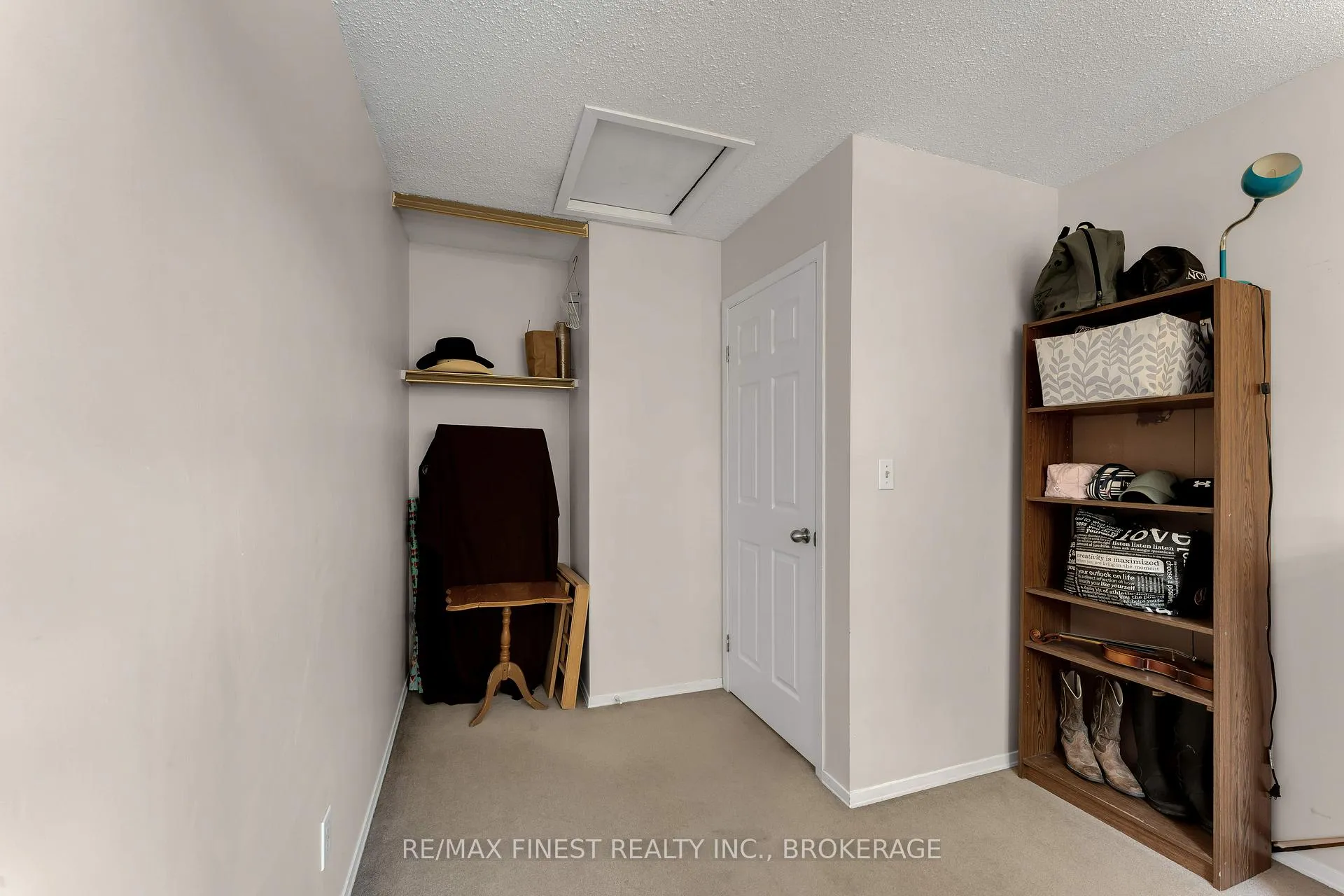Photo 24 of 869 Larchwood Crescent, Kingston, City Northwest — HOMEH