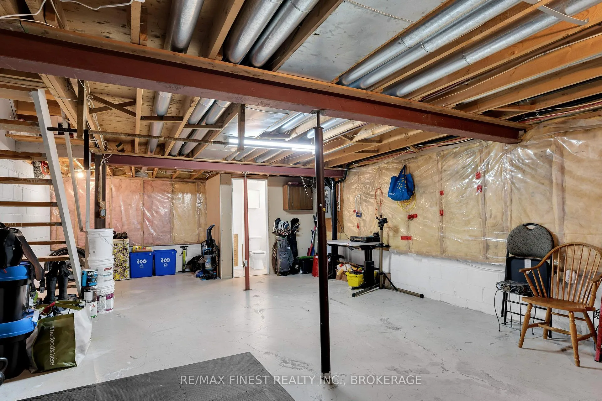 Photo 25 of 869 Larchwood Crescent, Kingston, City Northwest — HOMEH