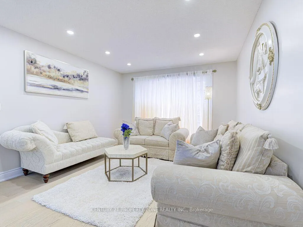 Photo 10 of 83 Pinewarbler Drive, Hamilton, Bruleville — HOMEH
