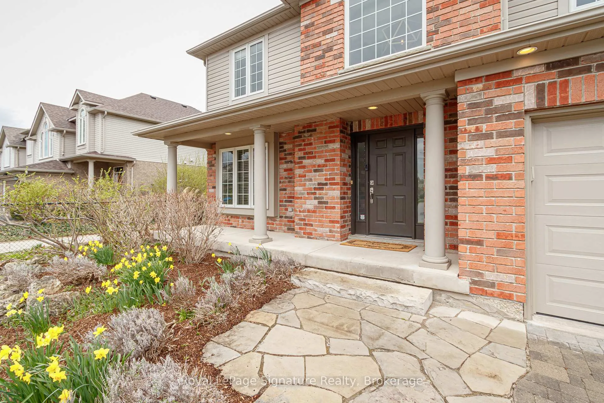 Photo 4 of 31 Brooke Avenue, Collingwood — HOMEH