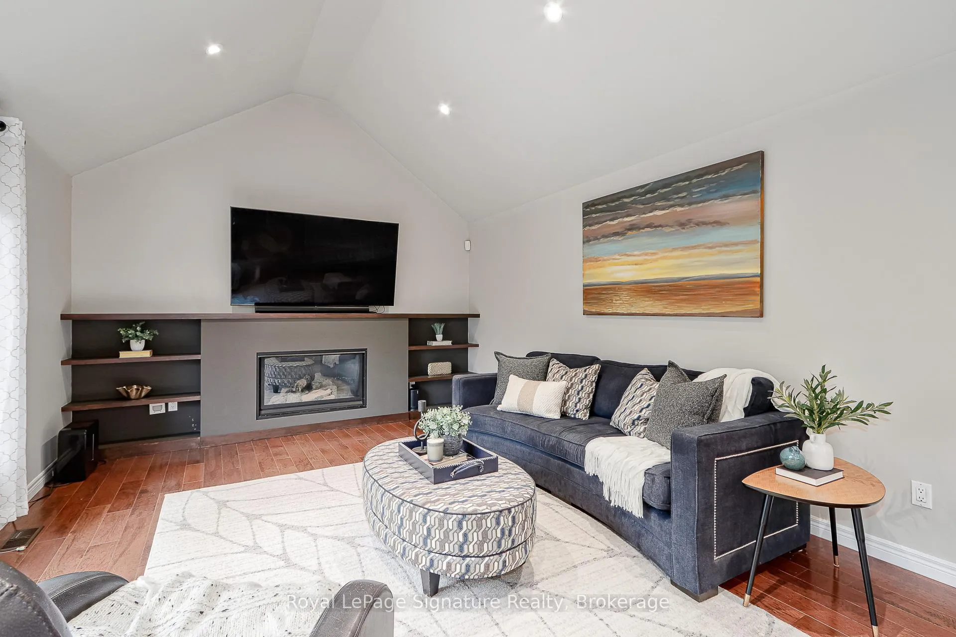 Photo 8 of 31 Brooke Avenue, Collingwood — HOMEH