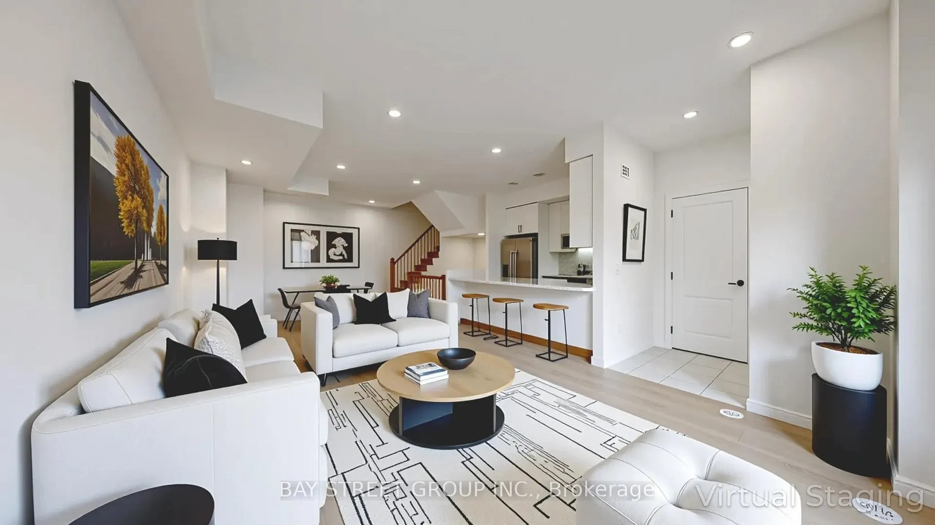 Photo 3 of Unit 22, 181 Parktree Drive, Vaughan, Maple — HOMEH