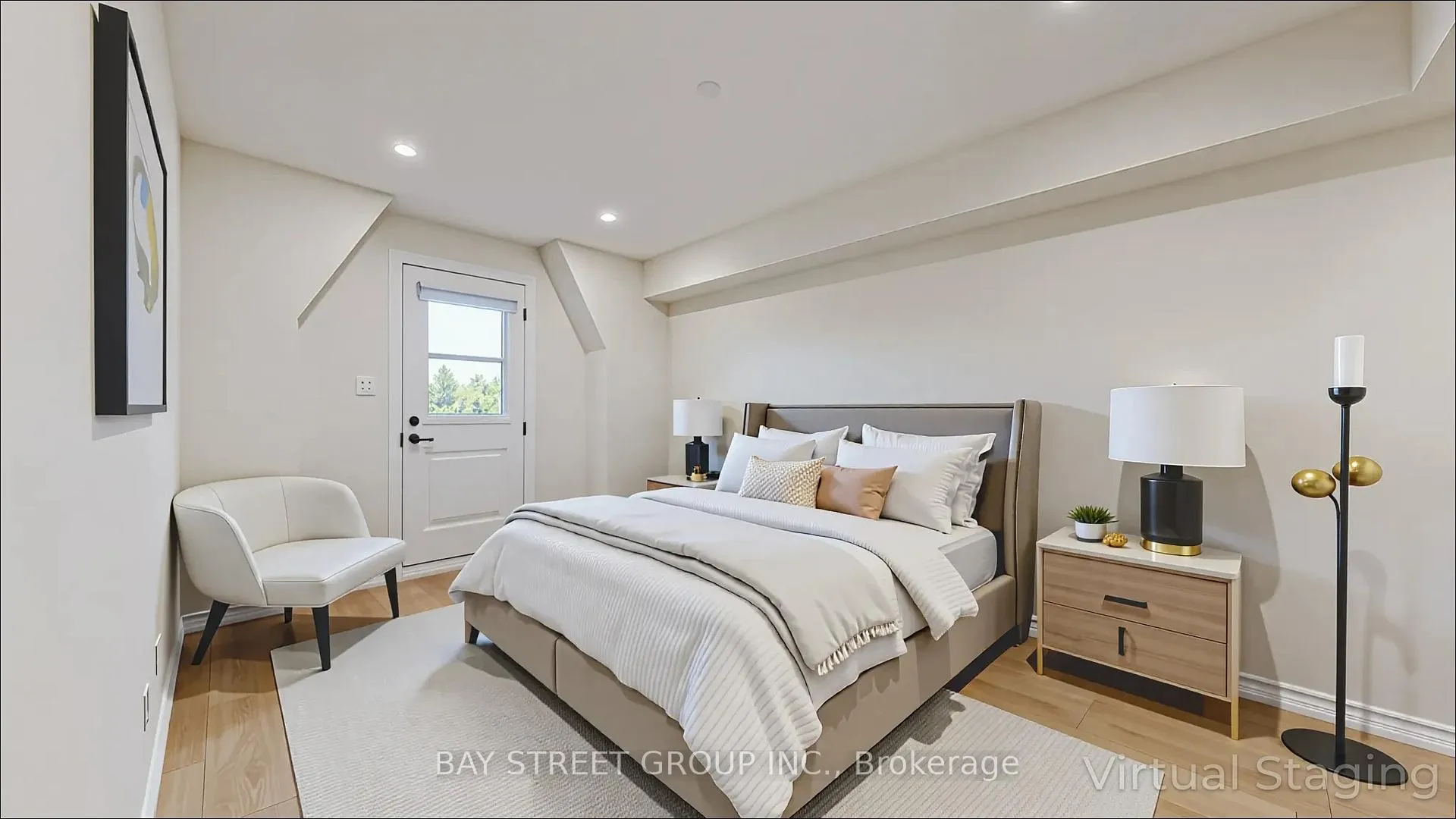 Photo 4 of Unit 22, 181 Parktree Drive, Vaughan, Maple — HOMEH