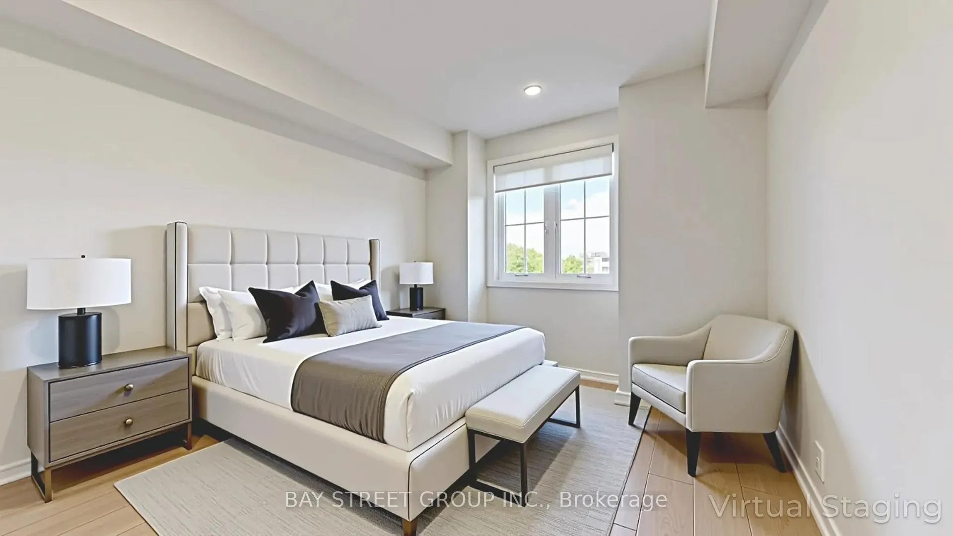 Photo 6 of Unit 22, 181 Parktree Drive, Vaughan, Maple — HOMEH