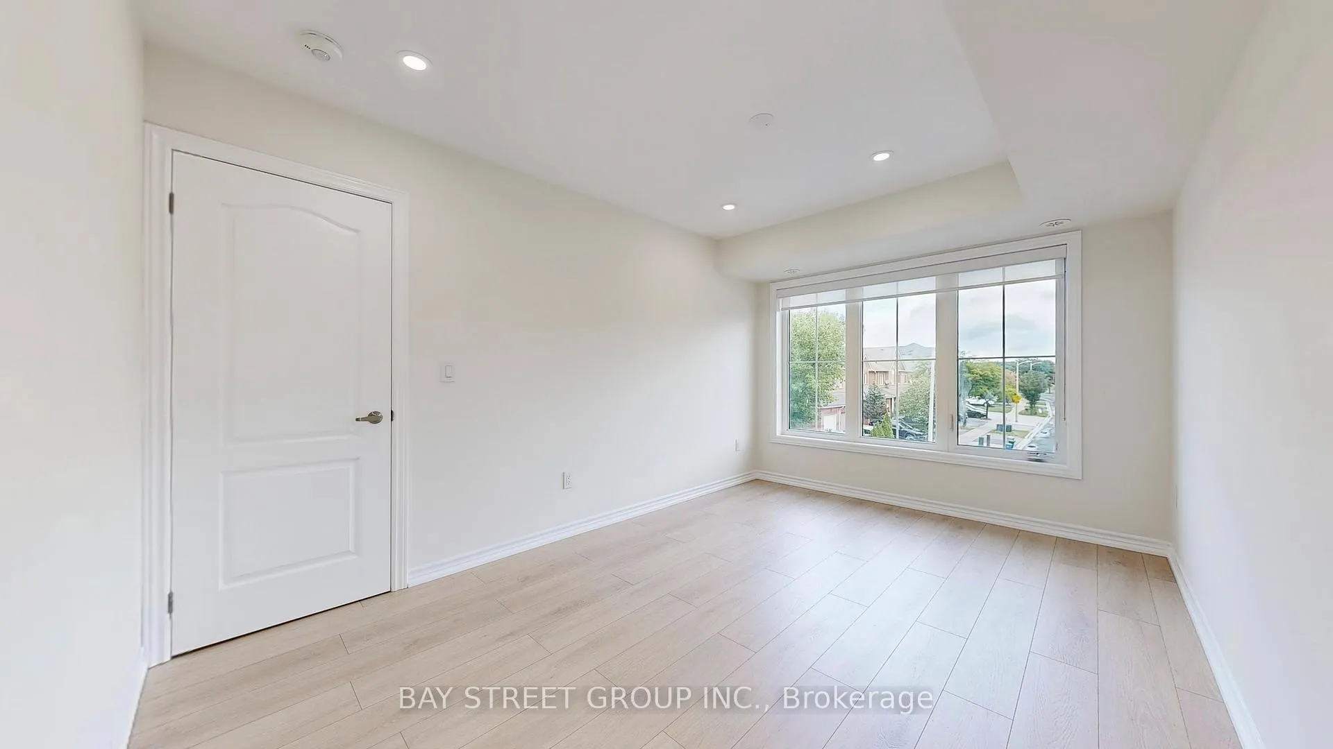 Photo 17 of Unit 22, 181 Parktree Drive, Vaughan, Maple — HOMEH