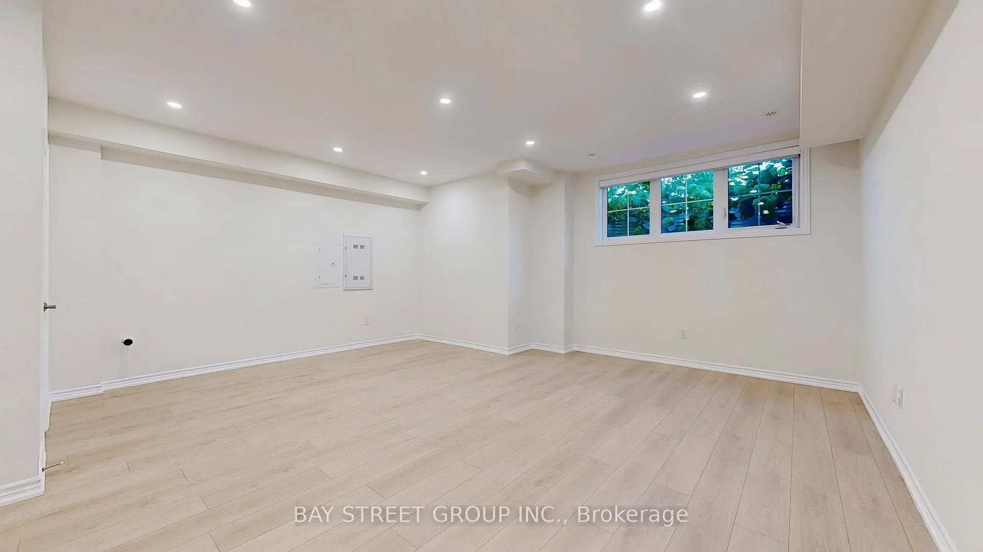 Photo 21 of Unit 22, 181 Parktree Drive, Vaughan, Maple — HOMEH