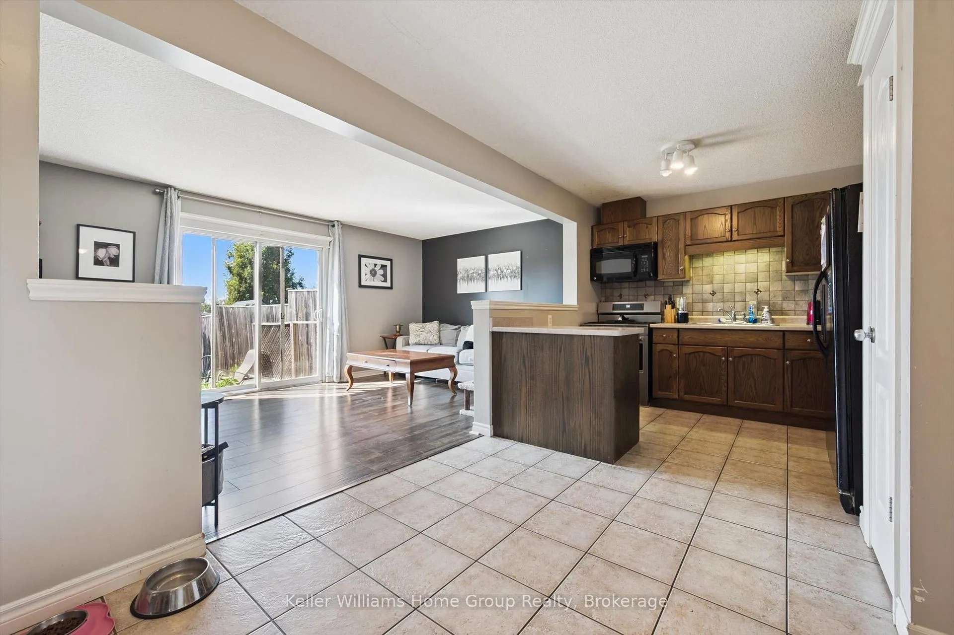 Photo 3 of 276 Severn Drive, Guelph, Grange Road — HOMEH