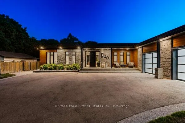 Photo 2 of 46 Zellens Road, Hamilton, Dundas — HOMEH