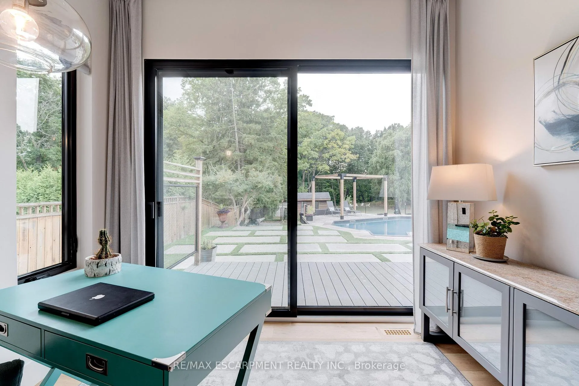 Photo 29 of 46 Zellens Road, Hamilton, Dundas — HOMEH