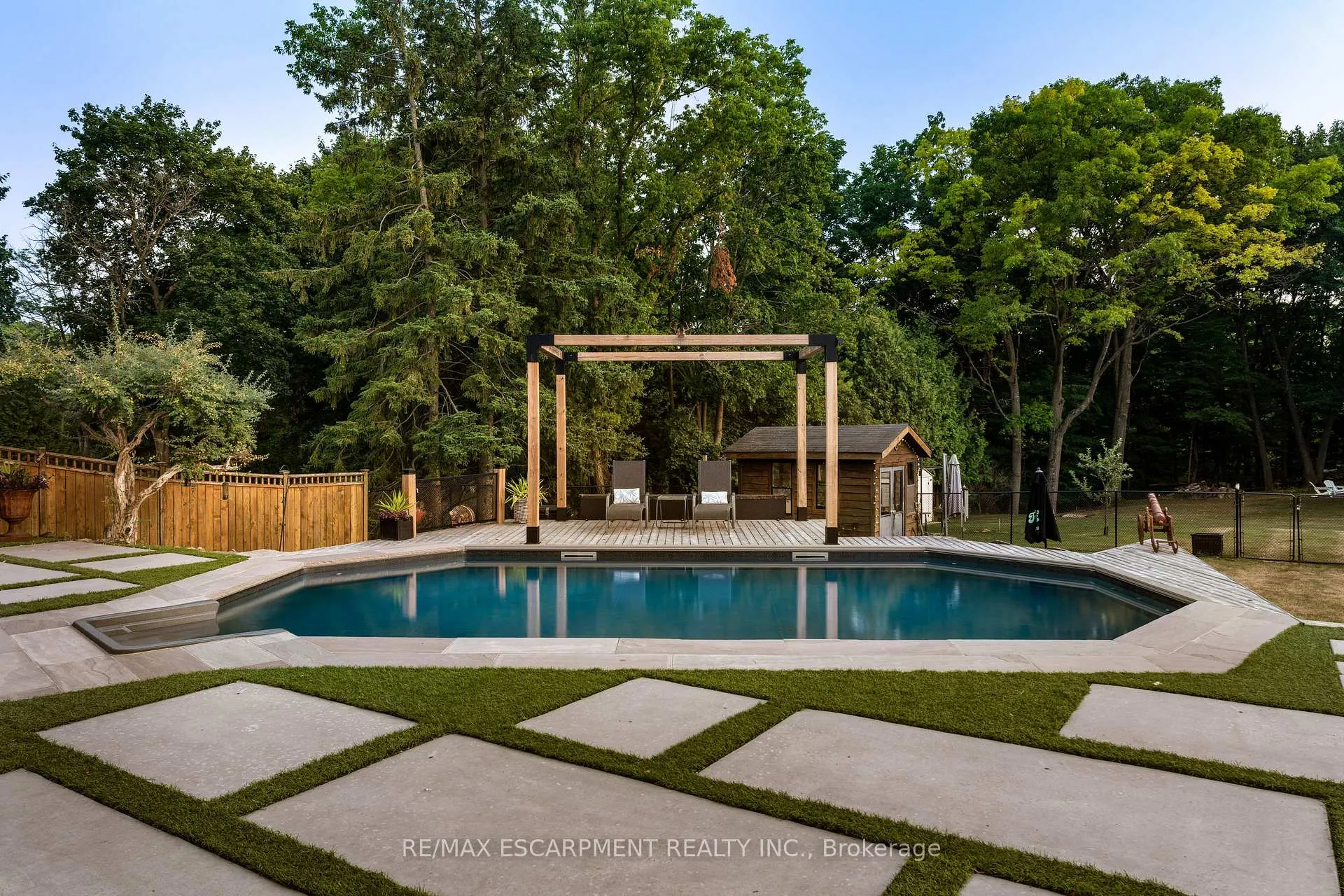 Photo 45 of 46 Zellens Road, Hamilton, Dundas — HOMEH