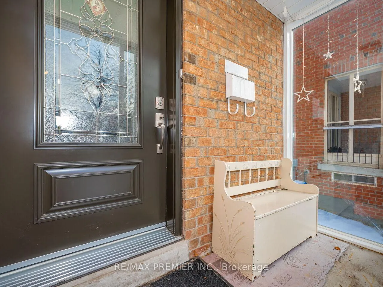 Photo 3 of 63 New Seabury Drive, Vaughan, Glen Shields — HOMEH