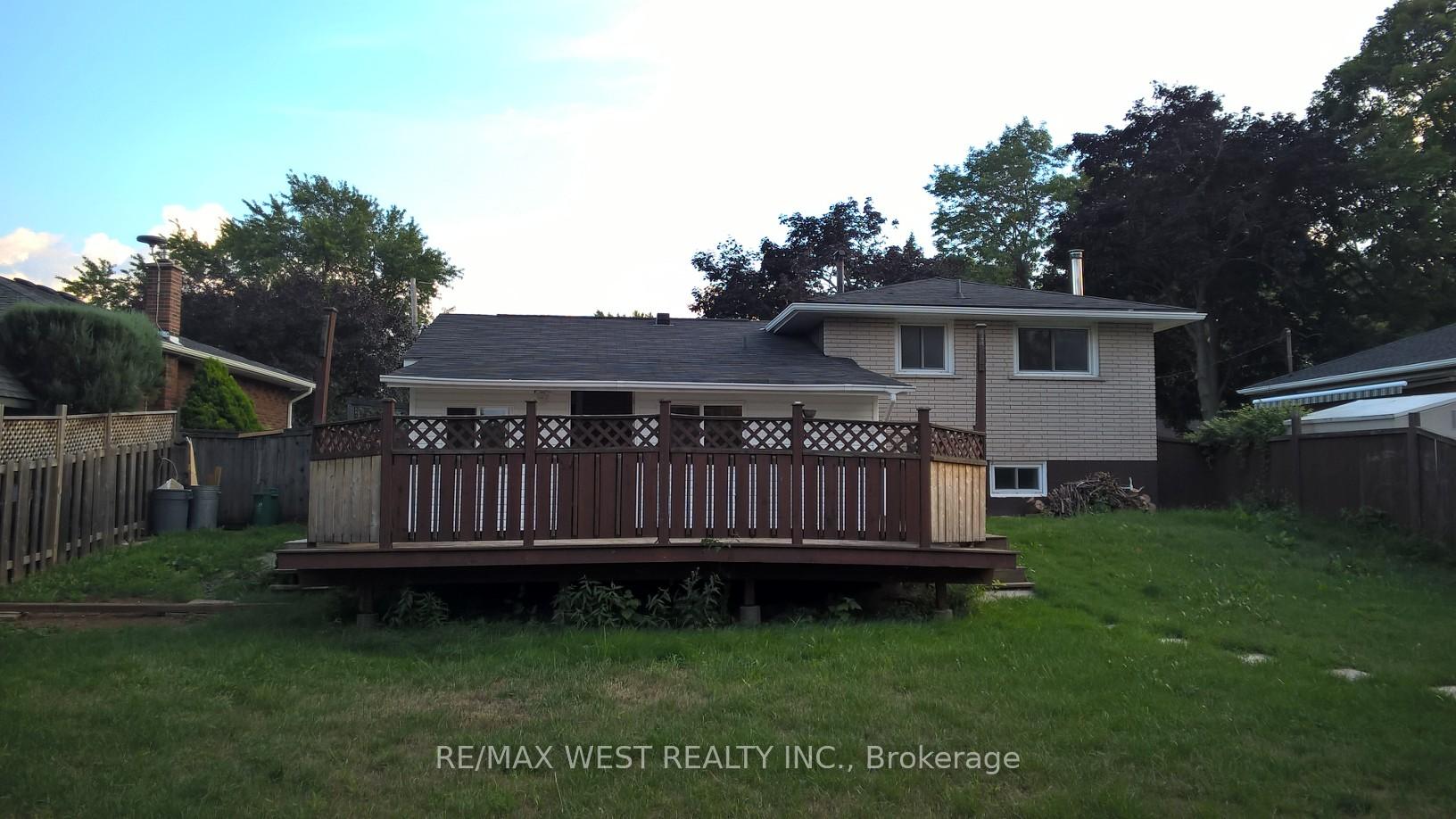 Photo 4 of 6 Forest Road, Grimsby, Grimsby Beach — HOMEH