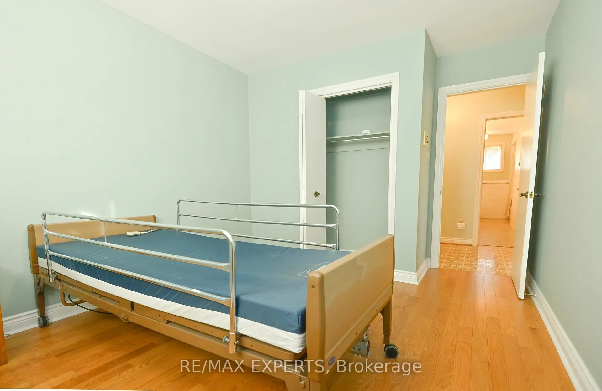 Photo 13 of 2355 Major Mackenzie Drive, Vaughan, Maple — HOMEH