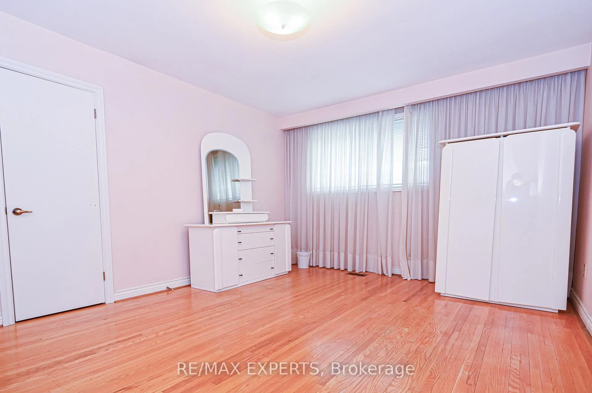 Photo 14 of 2355 Major Mackenzie Drive, Vaughan, Maple — HOMEH