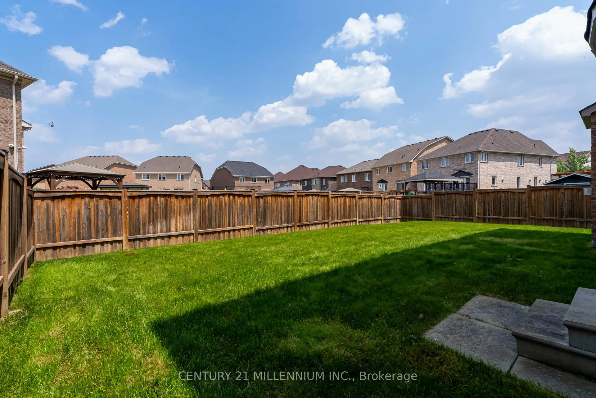 Photo 48 of 193 Learmont Avenue, Caledon, Rural Caledon — HOMEH