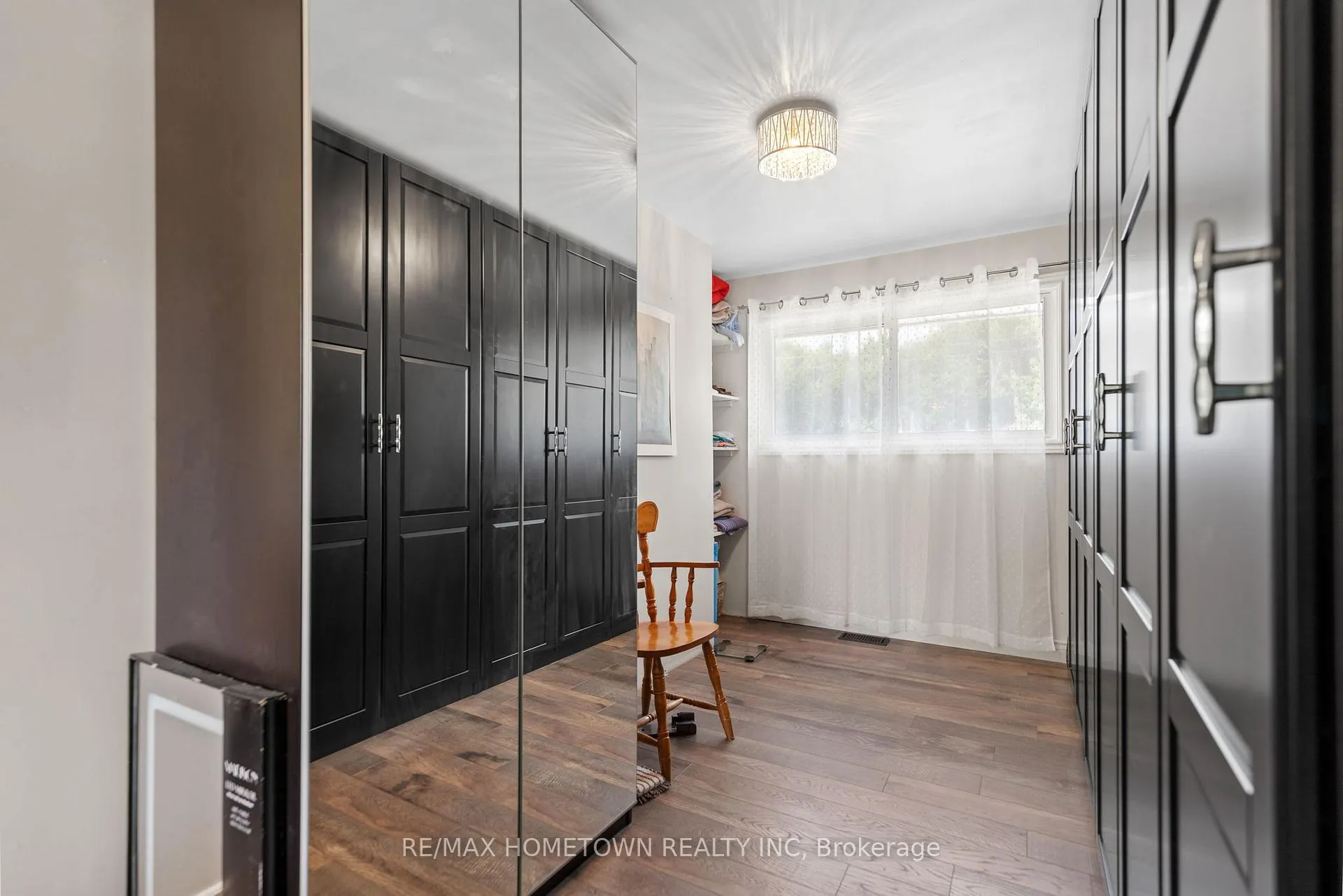 Photo 18 of 126 Manor Drive, Brockville — HOMEH