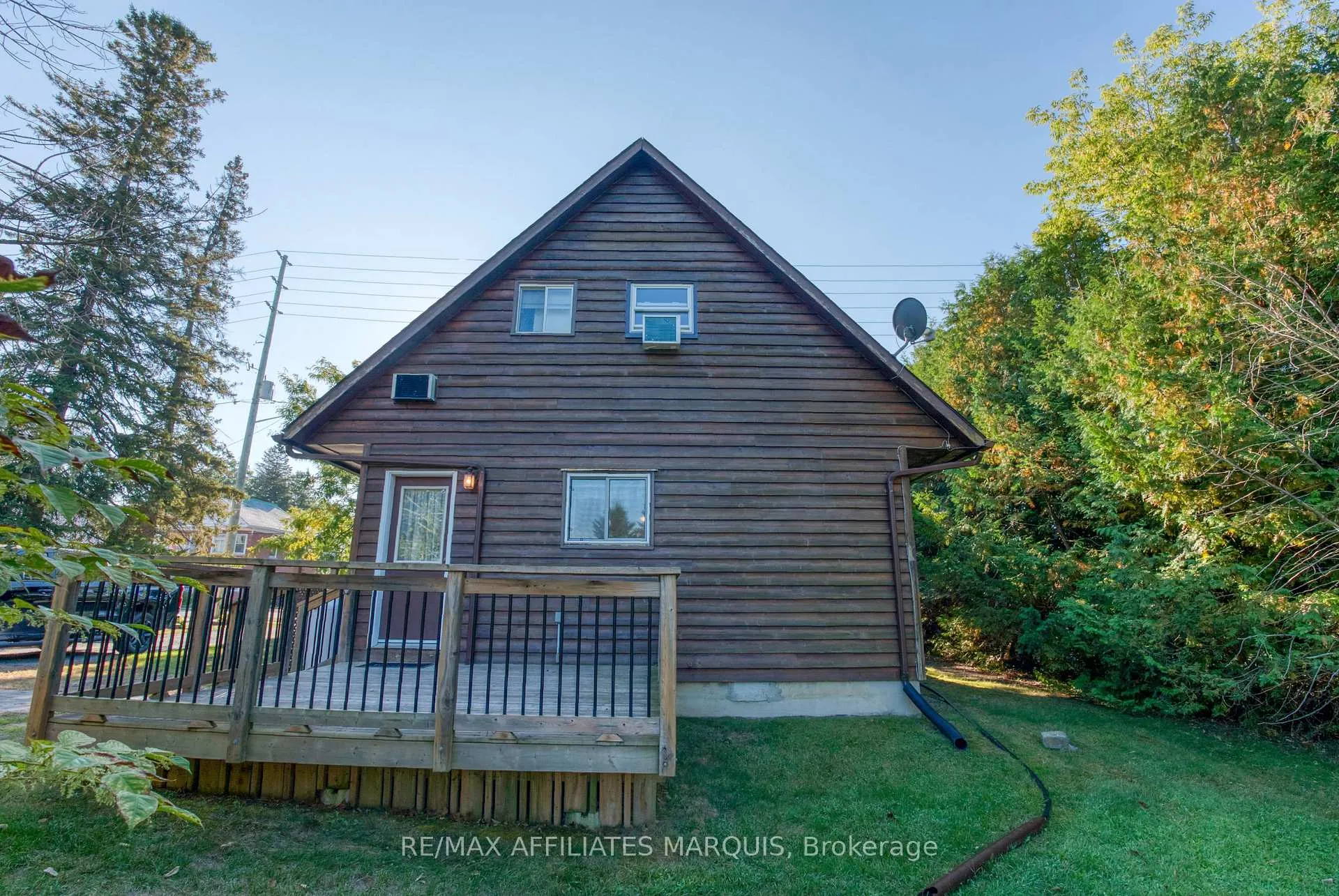 Photo 4 of 11 Drummond Street, Rideau Lakes, Rideau Lakes (North Crosby) Twp — HOMEH