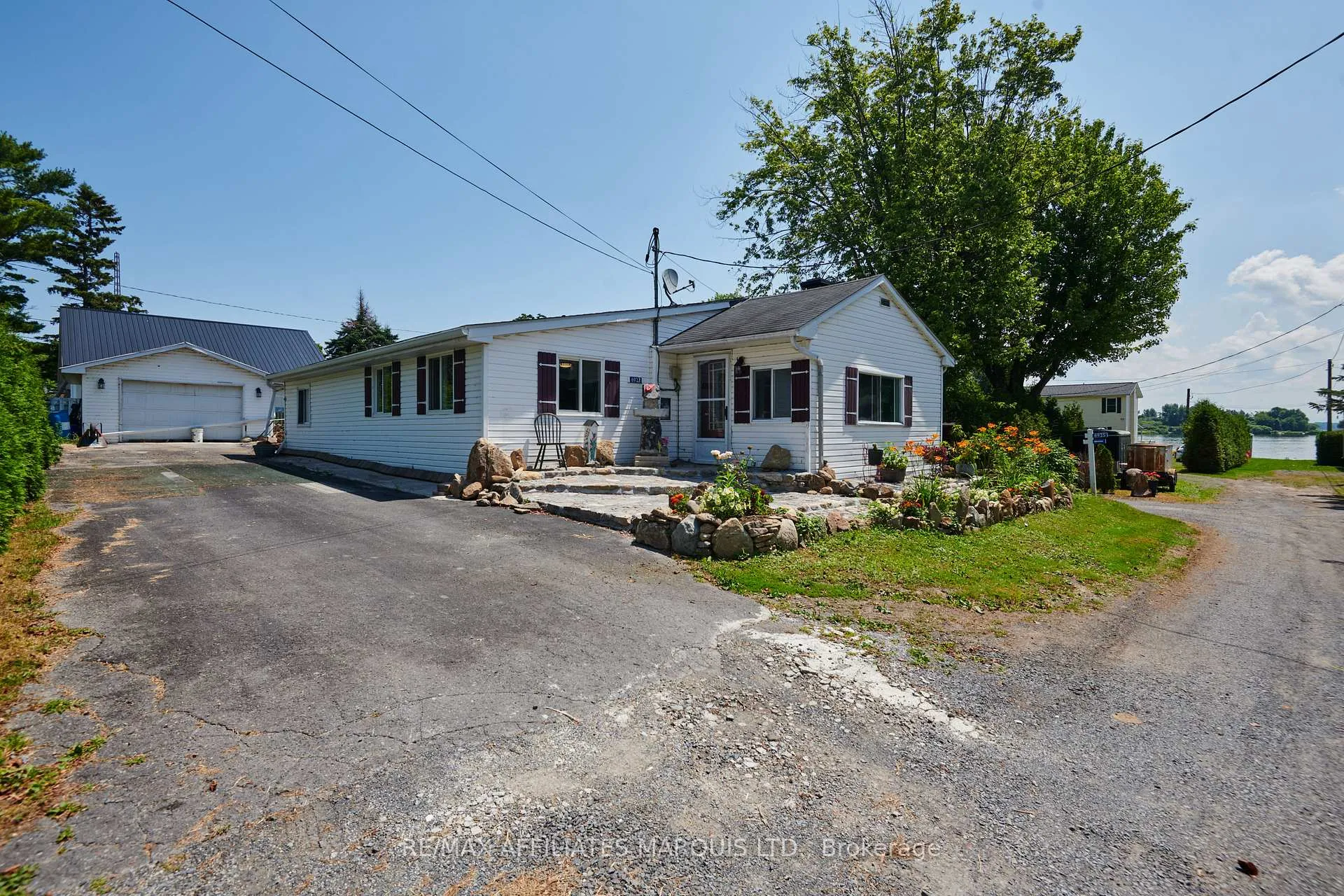 Photo 1 of 6923 Salem Lane, South Glengarry, South Glengarry (Charlottenburgh) Twp — HOMEH