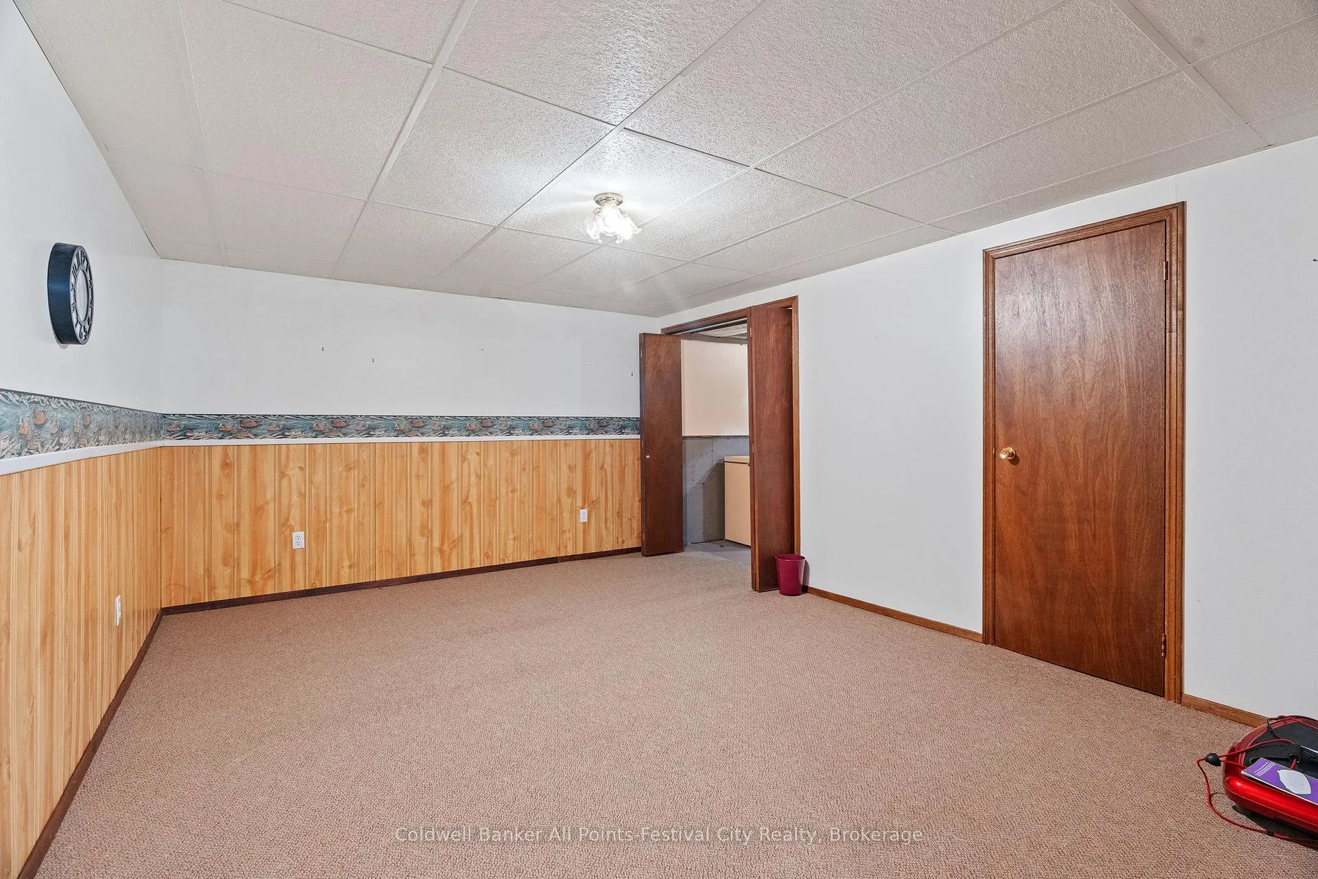Photo 30 of 215 Bennett Street E, Goderich, Goderich (Town) — HOMEH