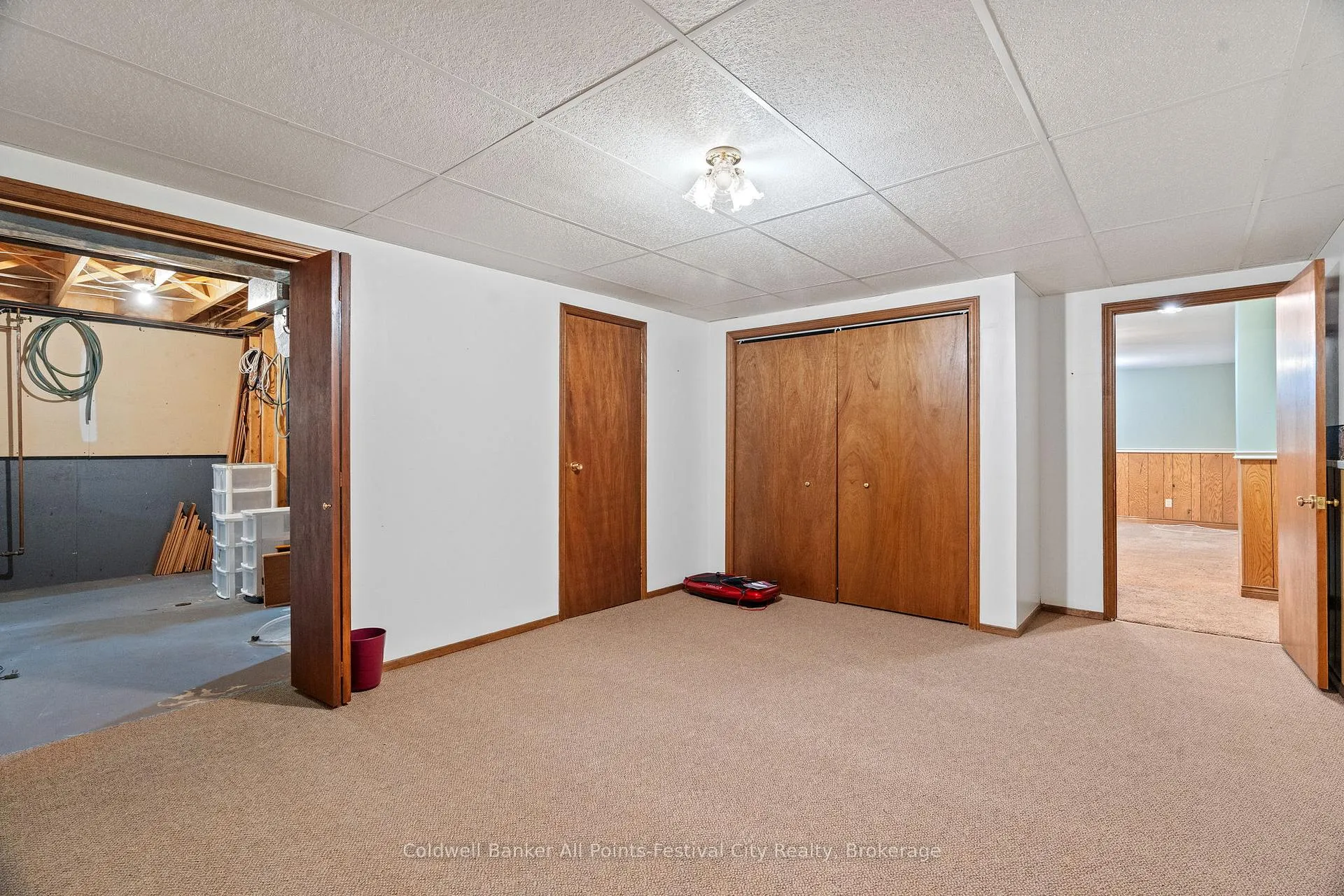 Photo 31 of 215 Bennett Street E, Goderich, Goderich (Town) — HOMEH