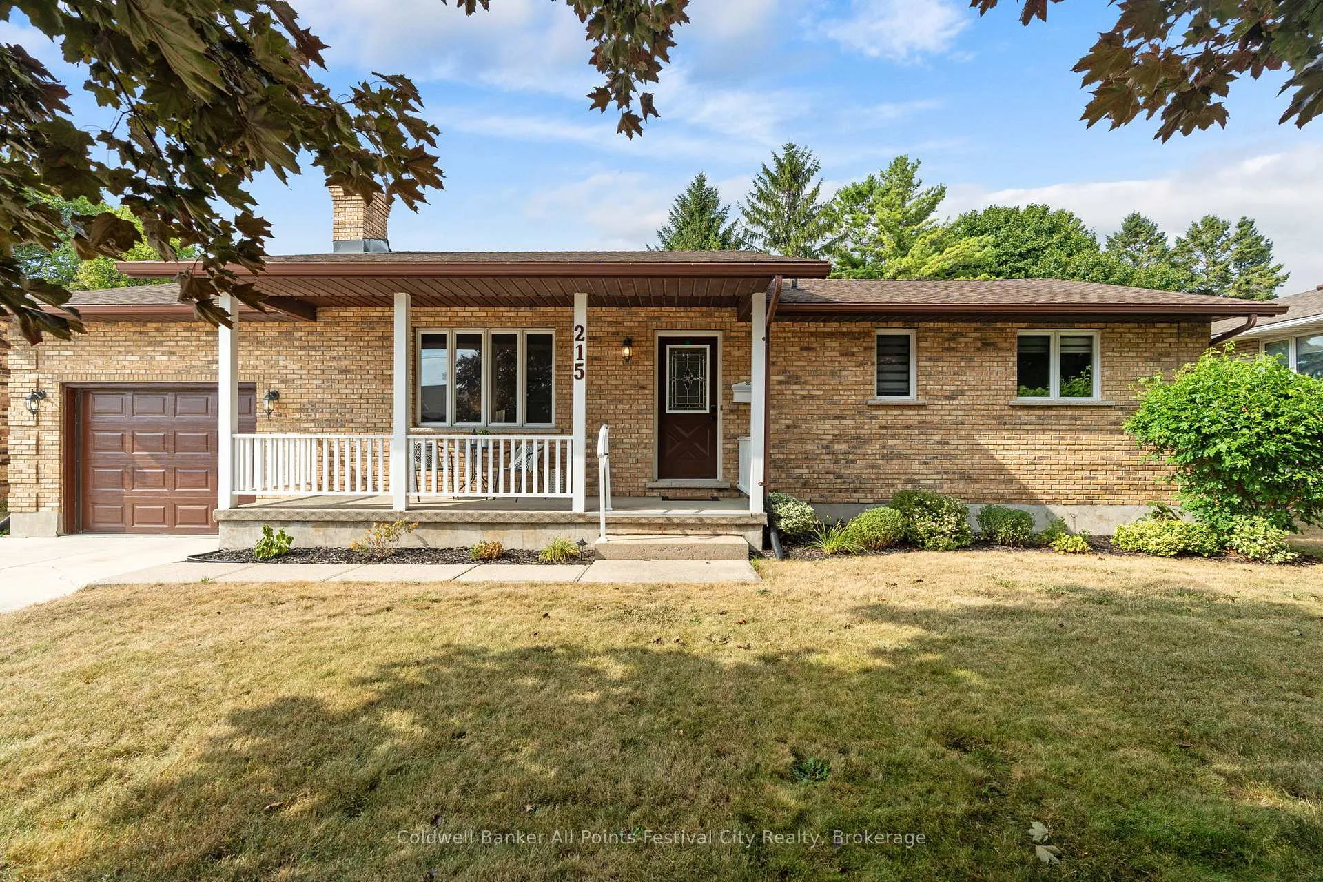 Photo 37 of 215 Bennett Street E, Goderich, Goderich (Town) — HOMEH