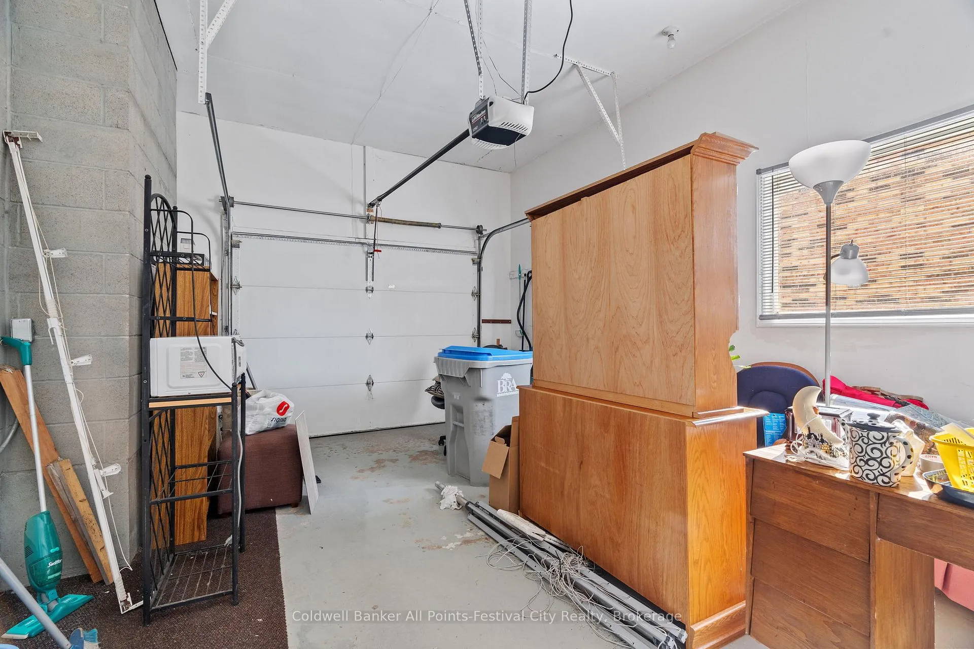 Photo 38 of 215 Bennett Street E, Goderich, Goderich (Town) — HOMEH