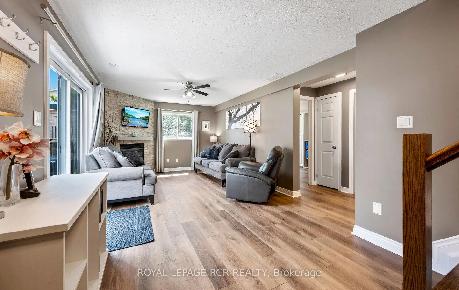 Photo 21 of 633 Canfield Place, Shelburne — HOMEH