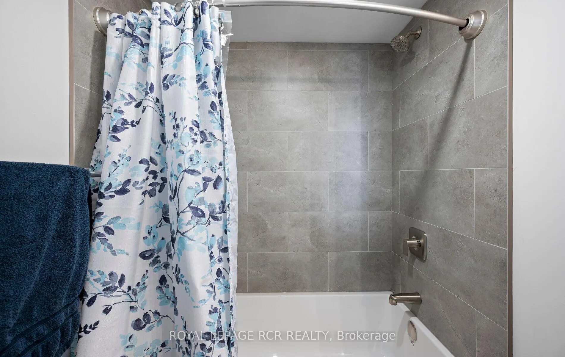 Photo 28 of 633 Canfield Place, Shelburne — HOMEH