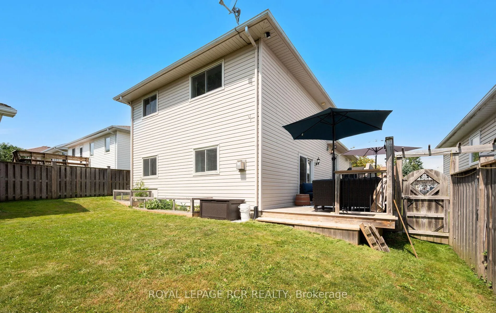 Photo 34 of 633 Canfield Place, Shelburne — HOMEH