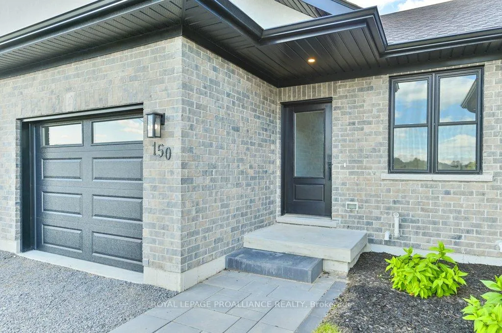 Photo 7 of 150 John Street, Stirling-Rawdon, Stirling Ward — HOMEH