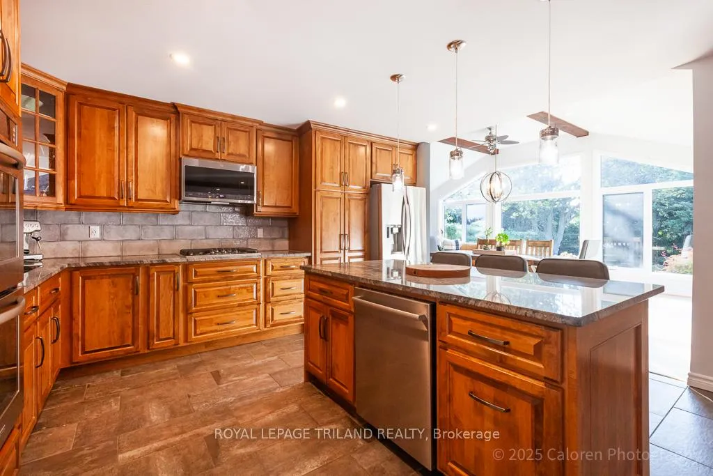 Photo 8 of 25 Monteith Avenue, Thames Centre, Thorndale — HOMEH