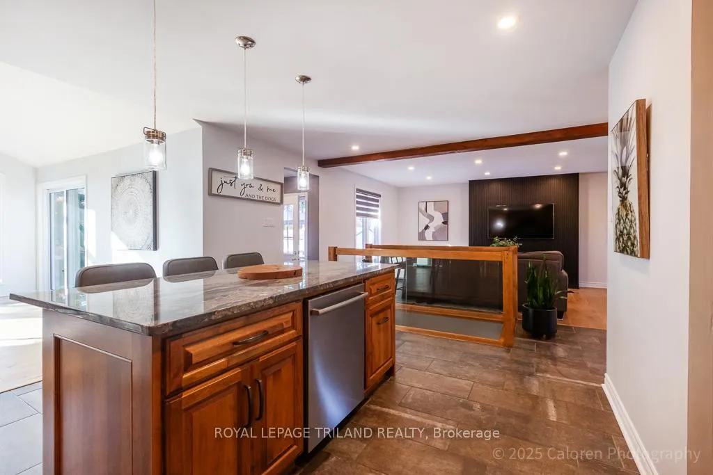 Photo 11 of 25 Monteith Avenue, Thames Centre, Thorndale — HOMEH