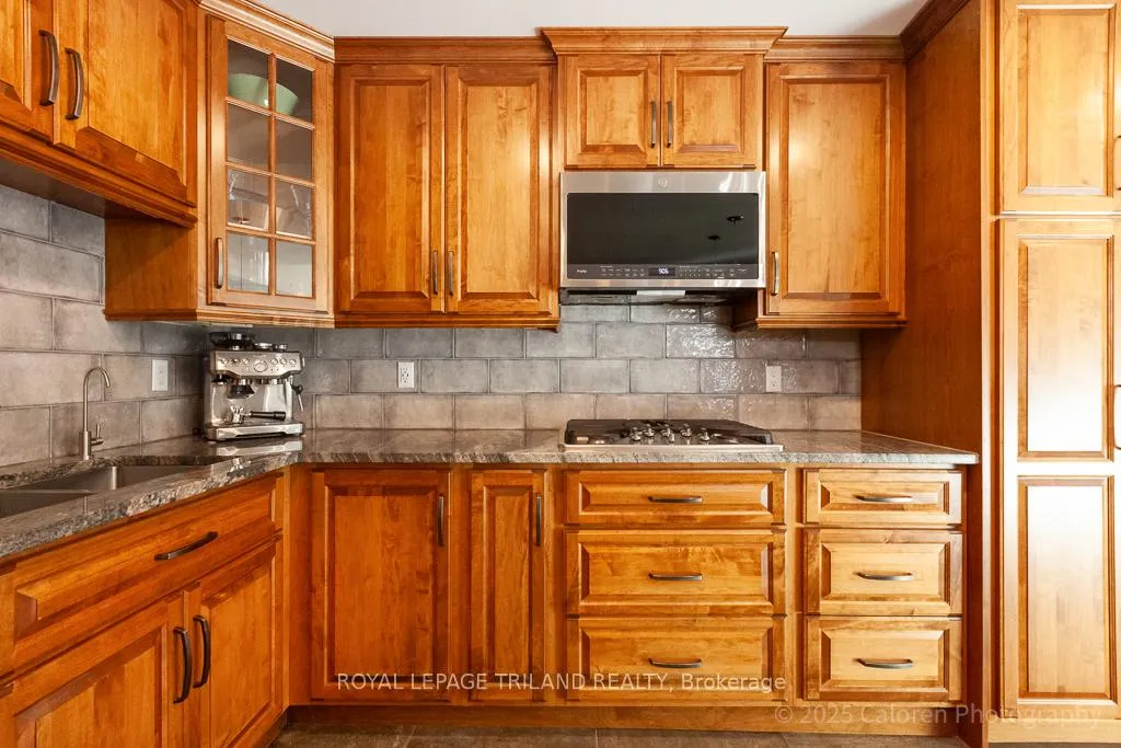 Photo 13 of 25 Monteith Avenue, Thames Centre, Thorndale — HOMEH