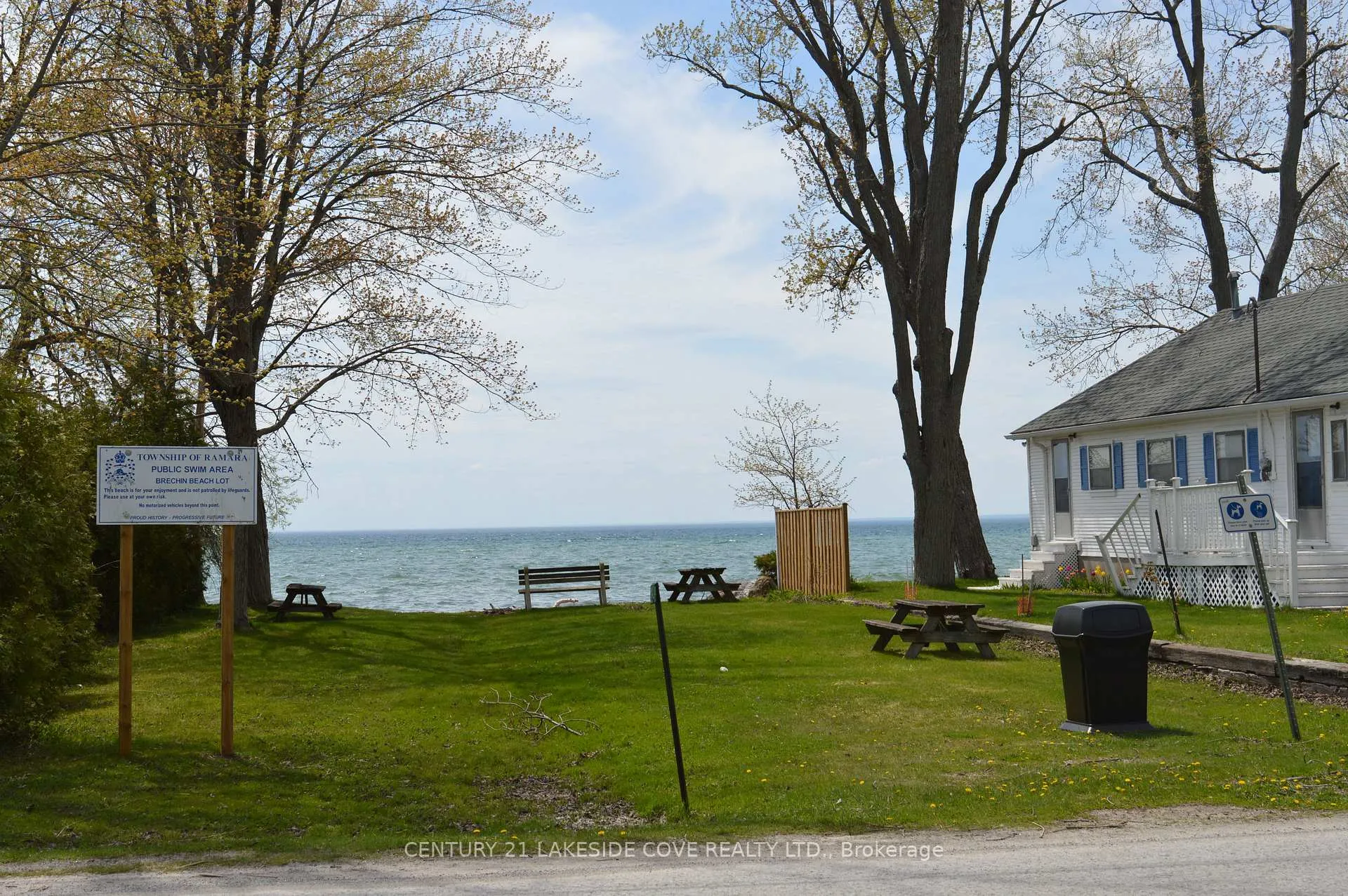Photo 9 of 2689 Lakeshore Drive, Ramara, Brechin — HOMEH