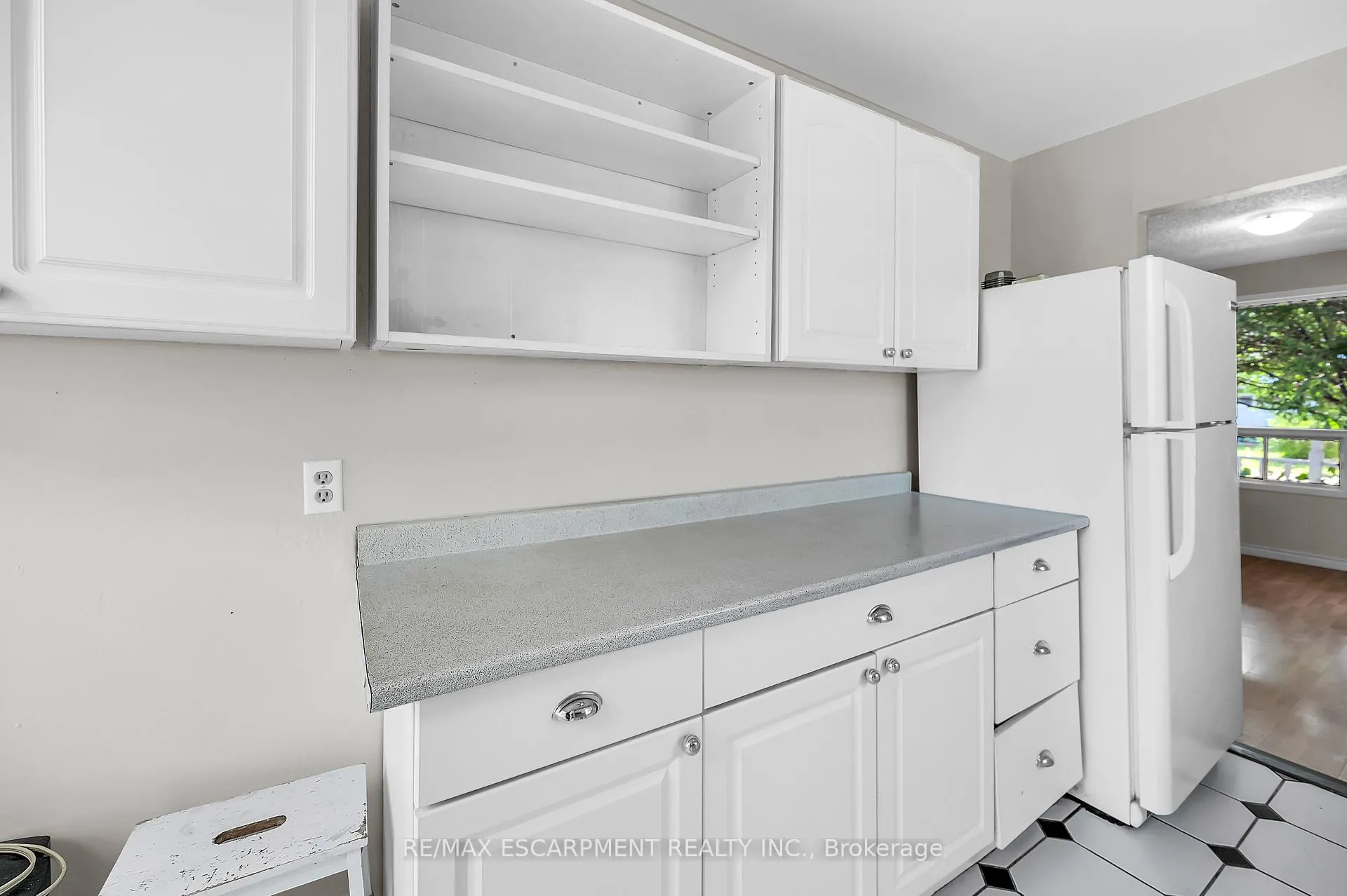 Photo 14 of 155 Selkirk Avenue, Hamilton, Normanhurst — HOMEH