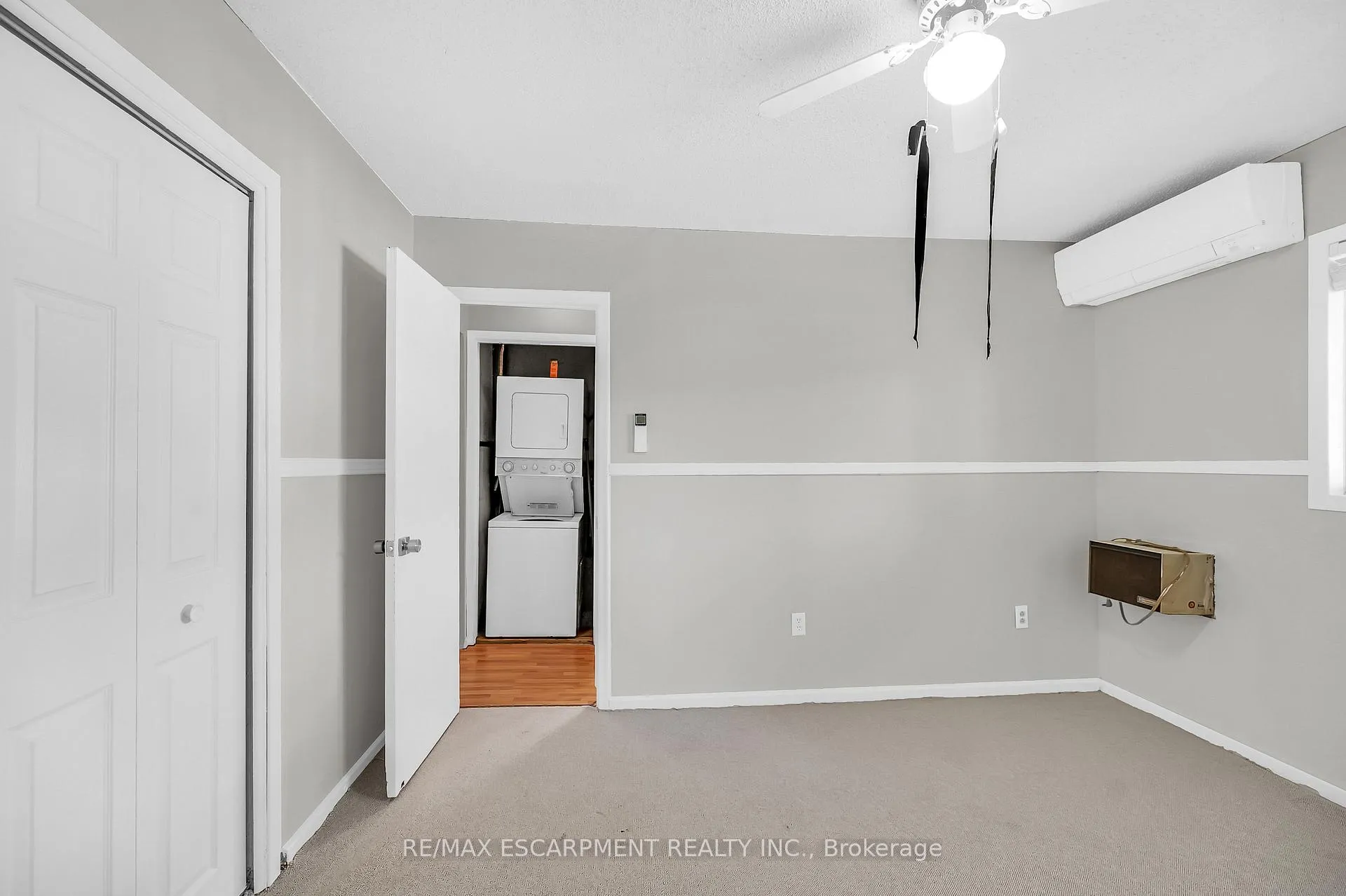 Photo 19 of 155 Selkirk Avenue, Hamilton, Normanhurst — HOMEH