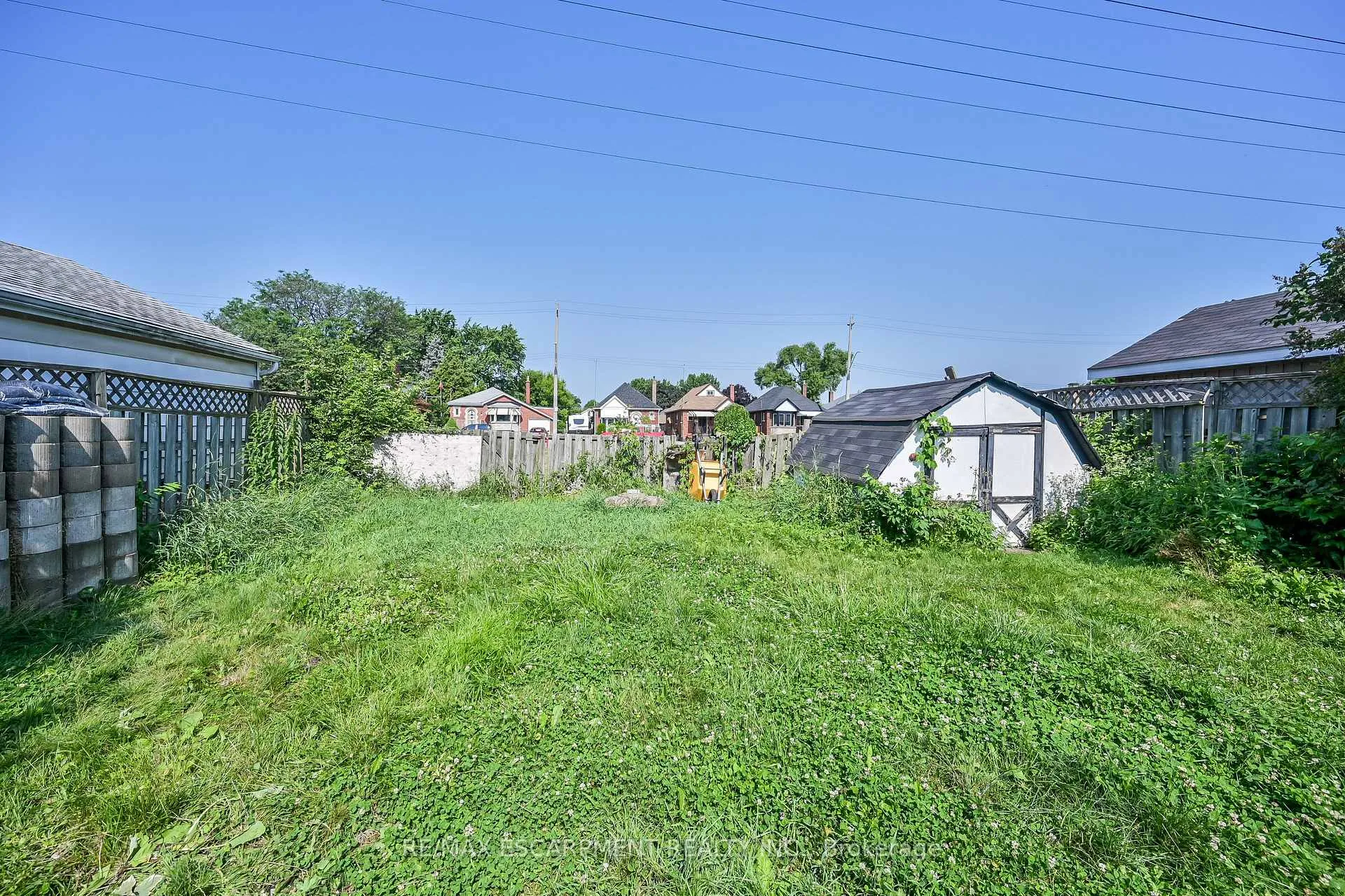 Photo 25 of 155 Selkirk Avenue, Hamilton, Normanhurst — HOMEH