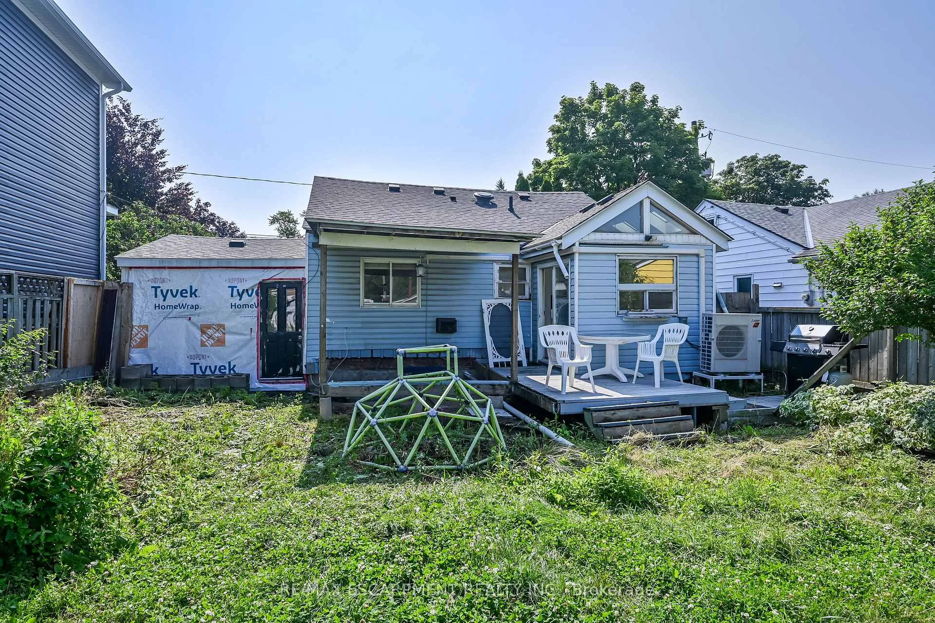 Photo 28 of 155 Selkirk Avenue, Hamilton, Normanhurst — HOMEH
