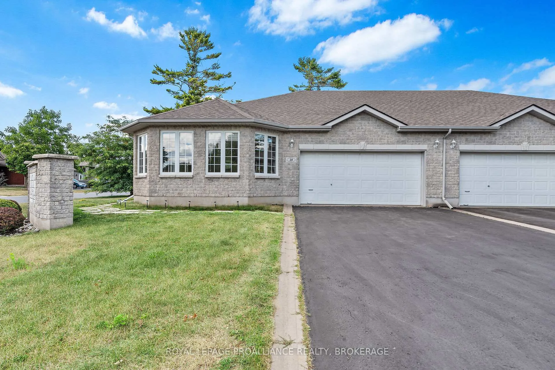 Front of 29 Ellesmeer Avenue