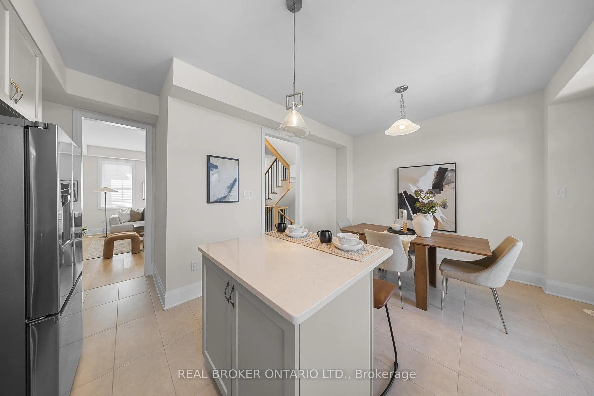 Photo 21 of 17 Kennisis Way, Vaughan, Maple — HOMEH