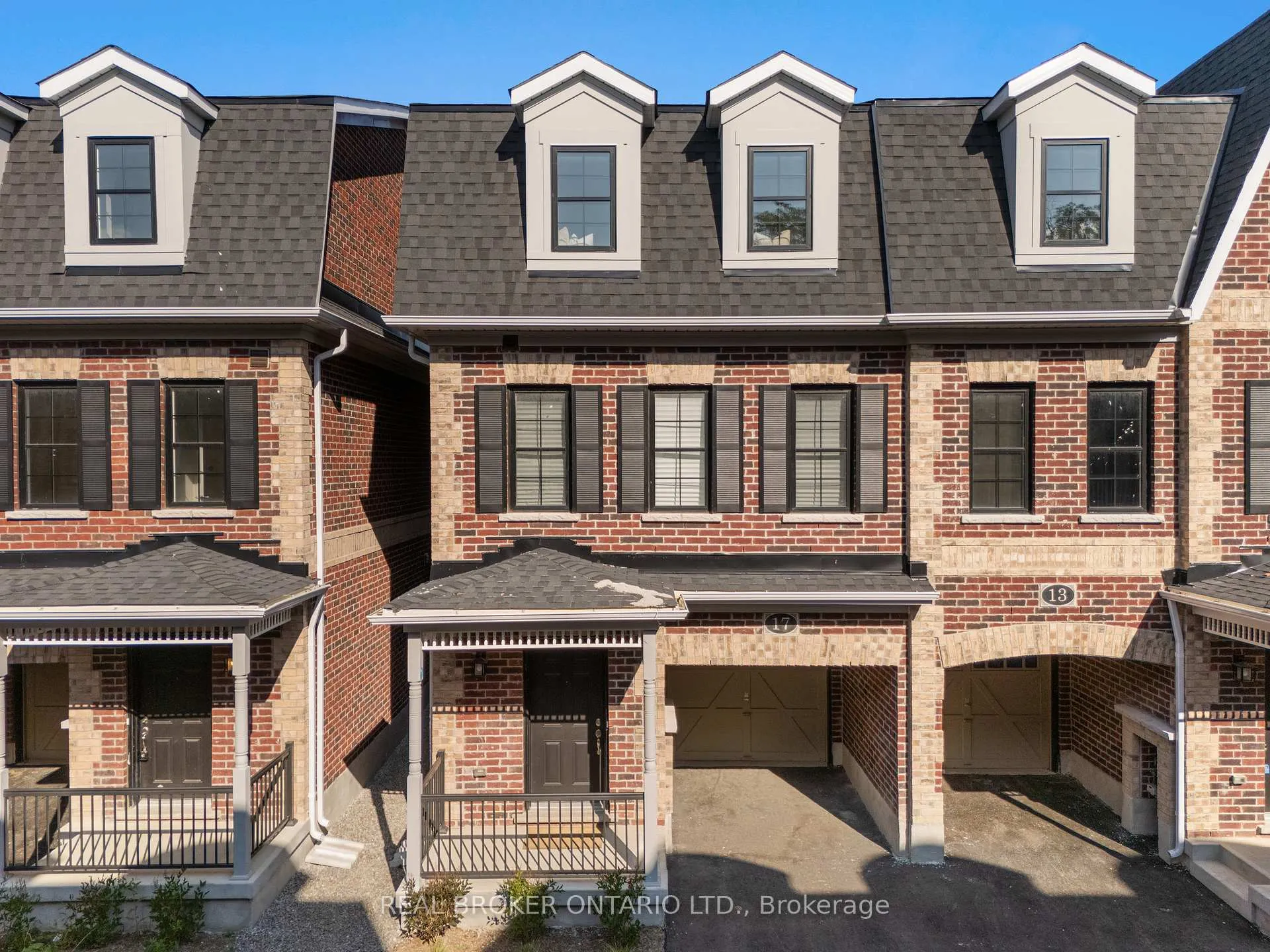 Photo 37 of 17 Kennisis Way, Vaughan, Maple — HOMEH