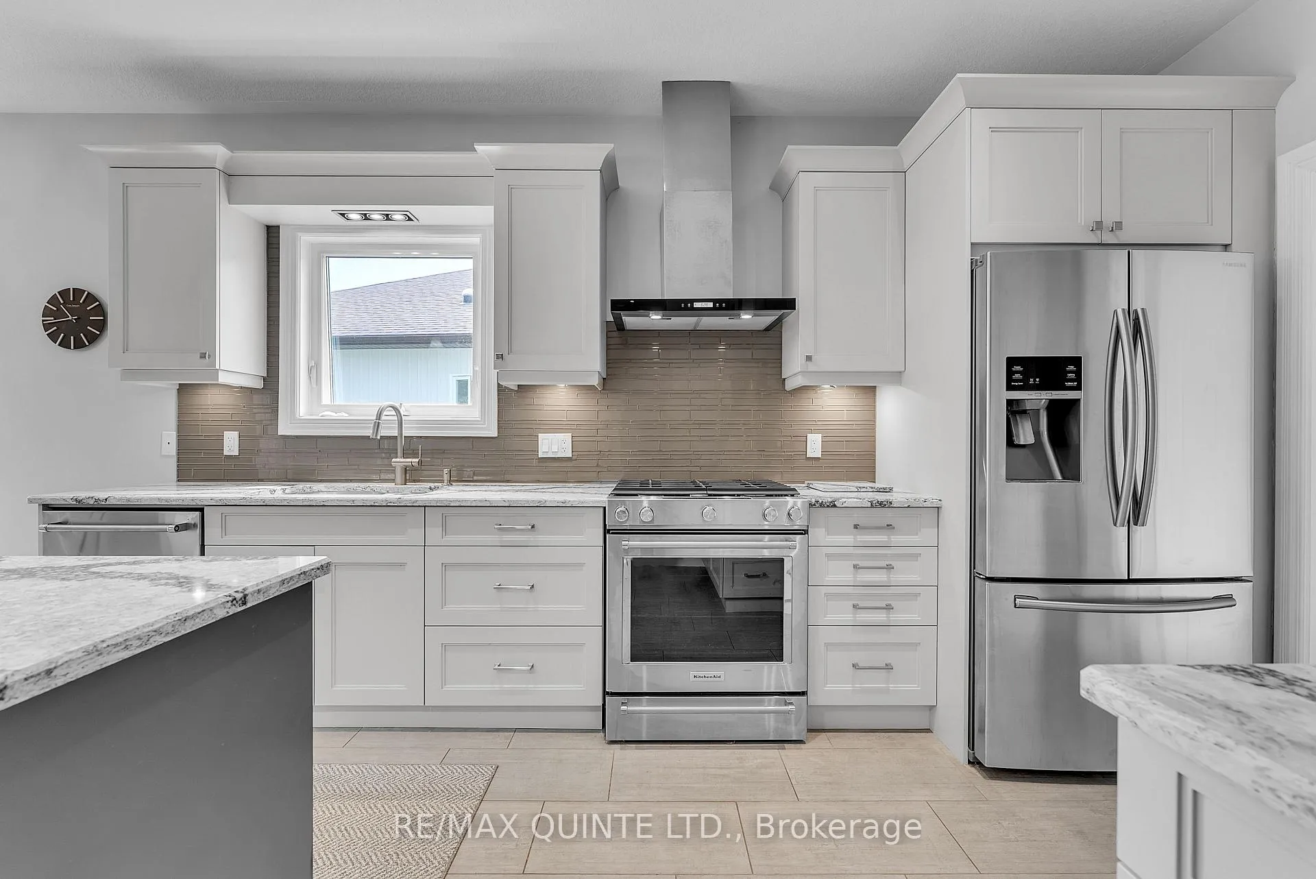 Photo 11 of 43 Conger Drive, Prince Edward County, Wellington — HOMEH