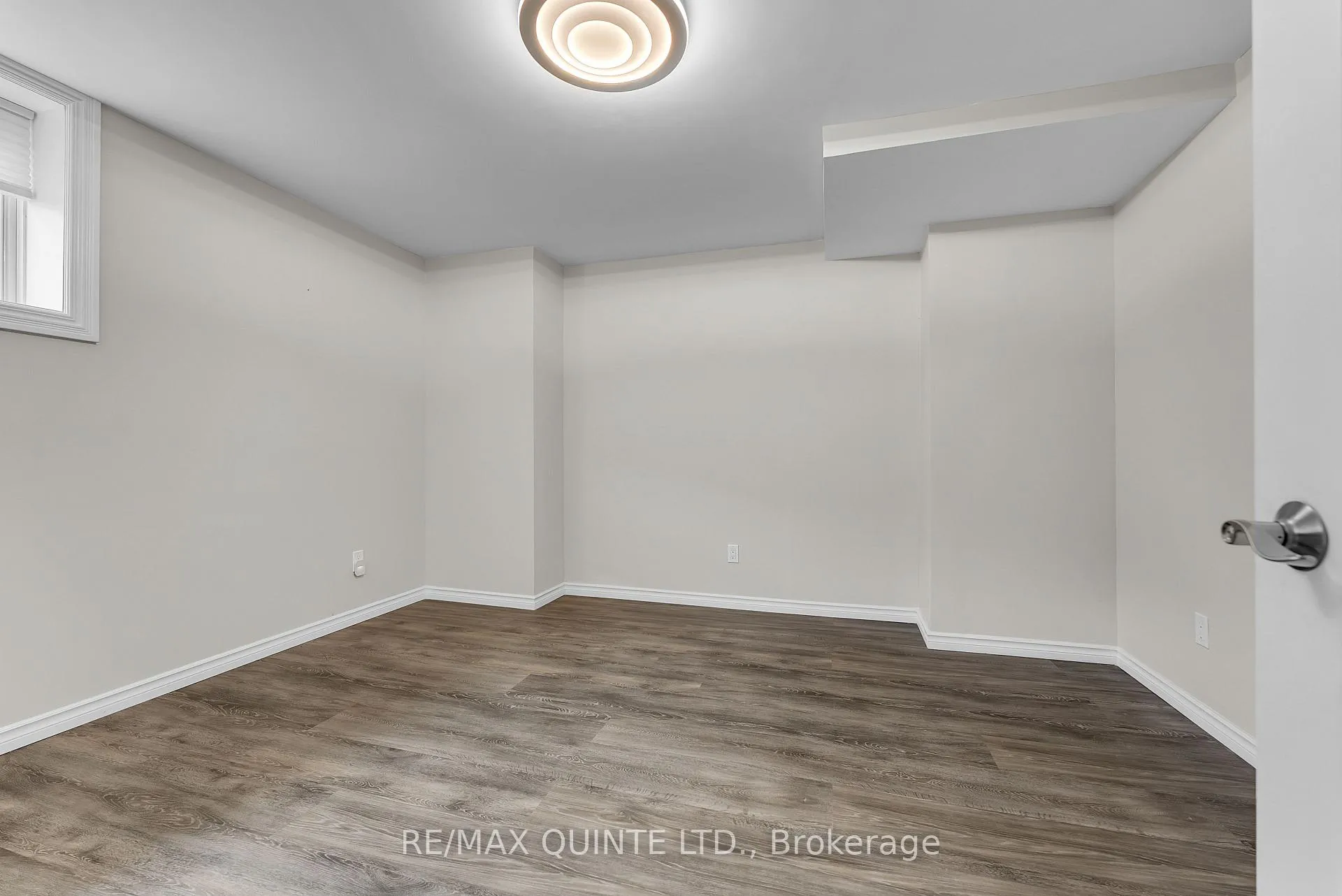 Photo 32 of 43 Conger Drive, Prince Edward County, Wellington — HOMEH