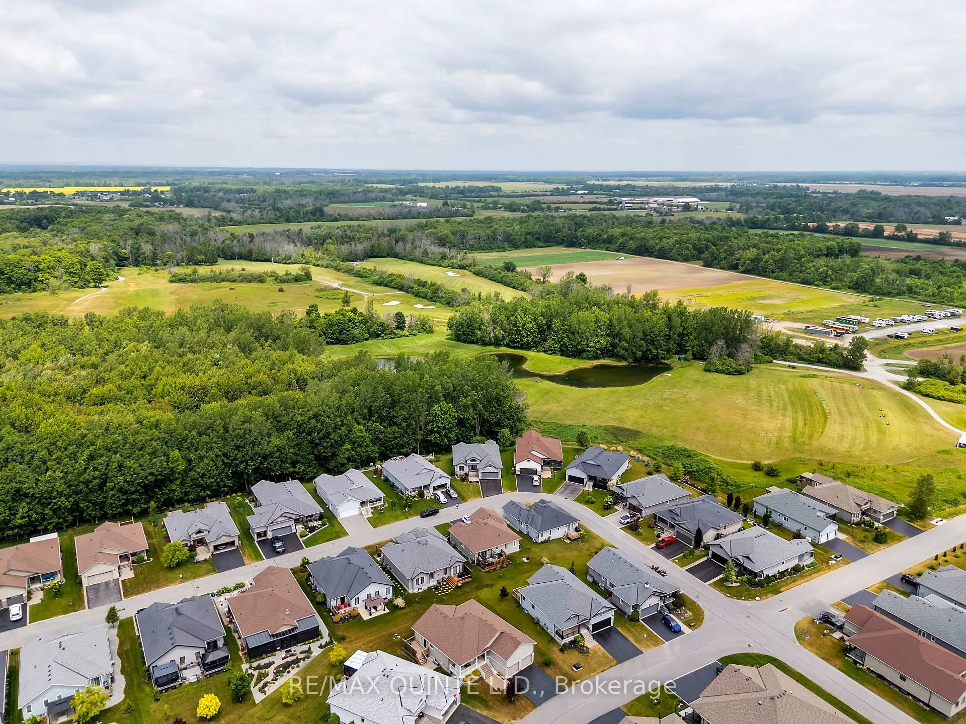 Photo 46 of 43 Conger Drive, Prince Edward County, Wellington — HOMEH