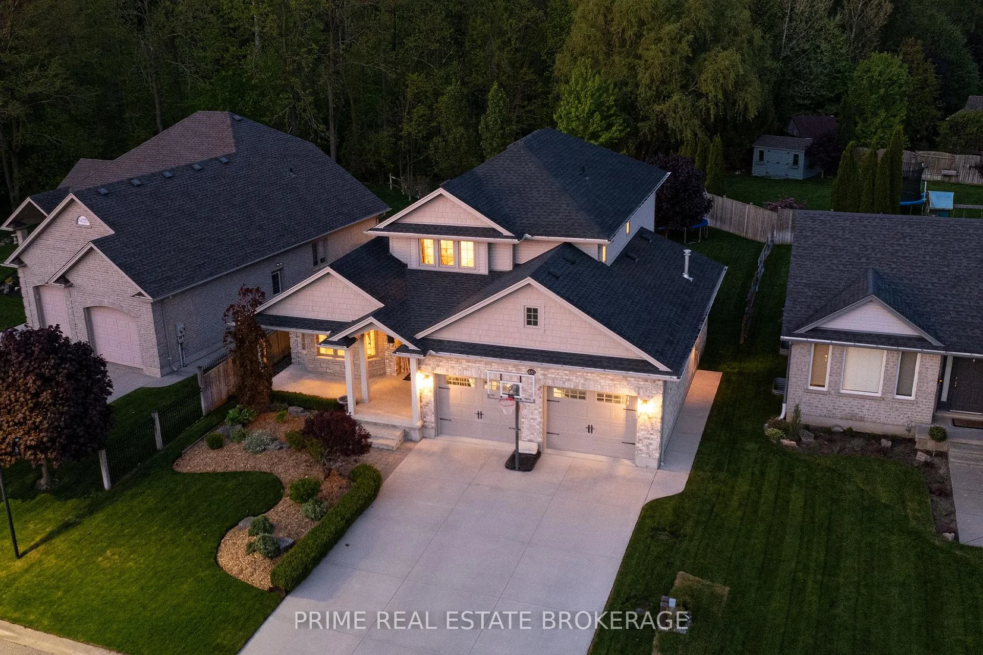Photo 1 of 483 Petersen Avenue, Strathroy-Caradoc, NE — HOMEH