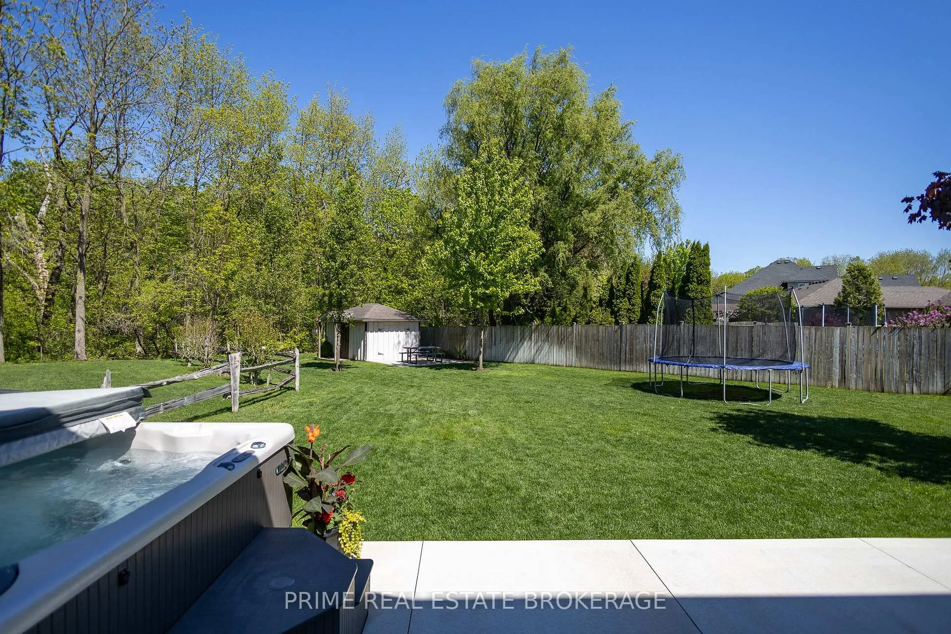 Photo 5 of 483 Petersen Avenue, Strathroy-Caradoc, NE — HOMEH