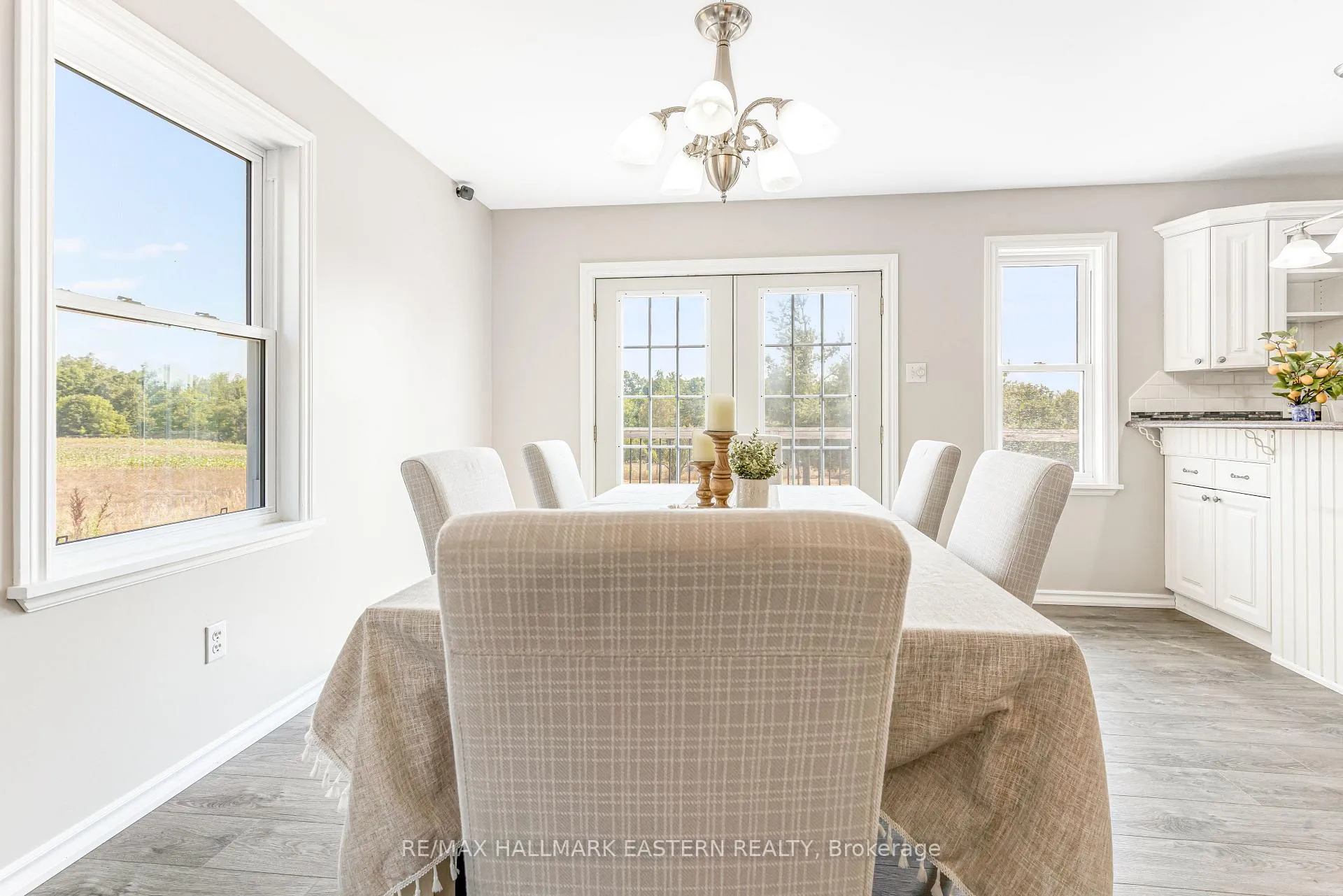 Photo 12 of 1415 Young's Point Road, Selwyn — HOMEH