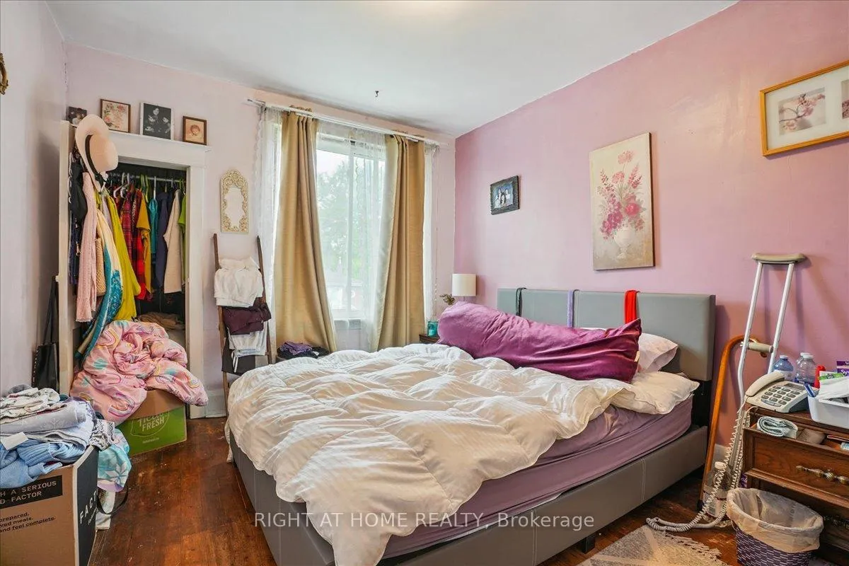 Photo 19 of 223 Broadway Avenue, Hamilton, Ainslie Wood — HOMEH