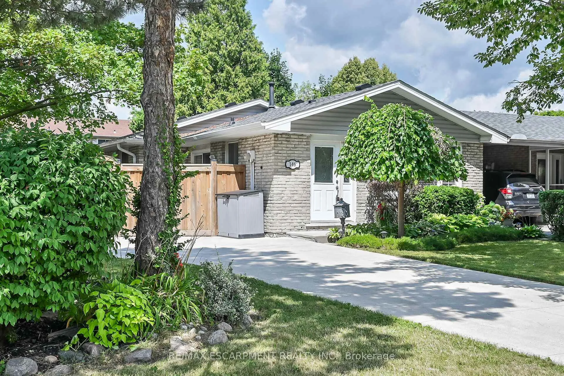Photo 2 of 146 Fiona Crescent, Hamilton, Kernighan — HOMEH